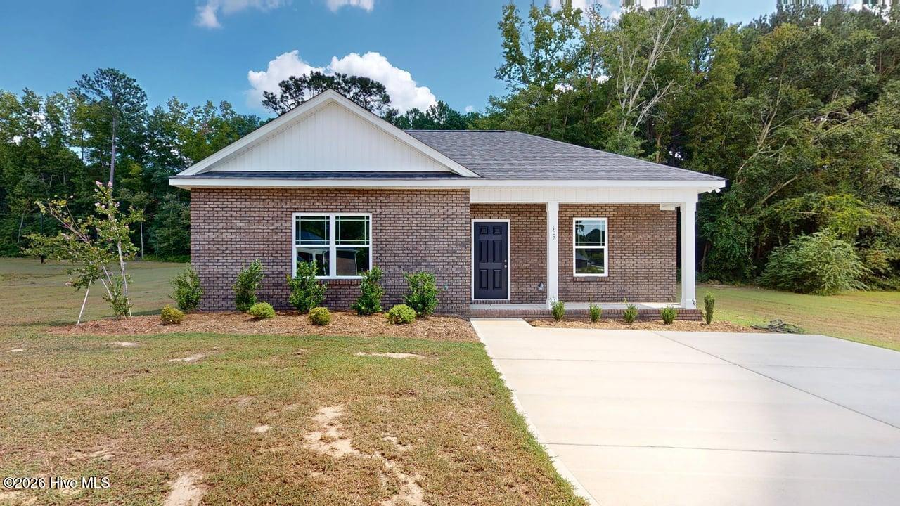 102 Sandy Springs Drive — photo