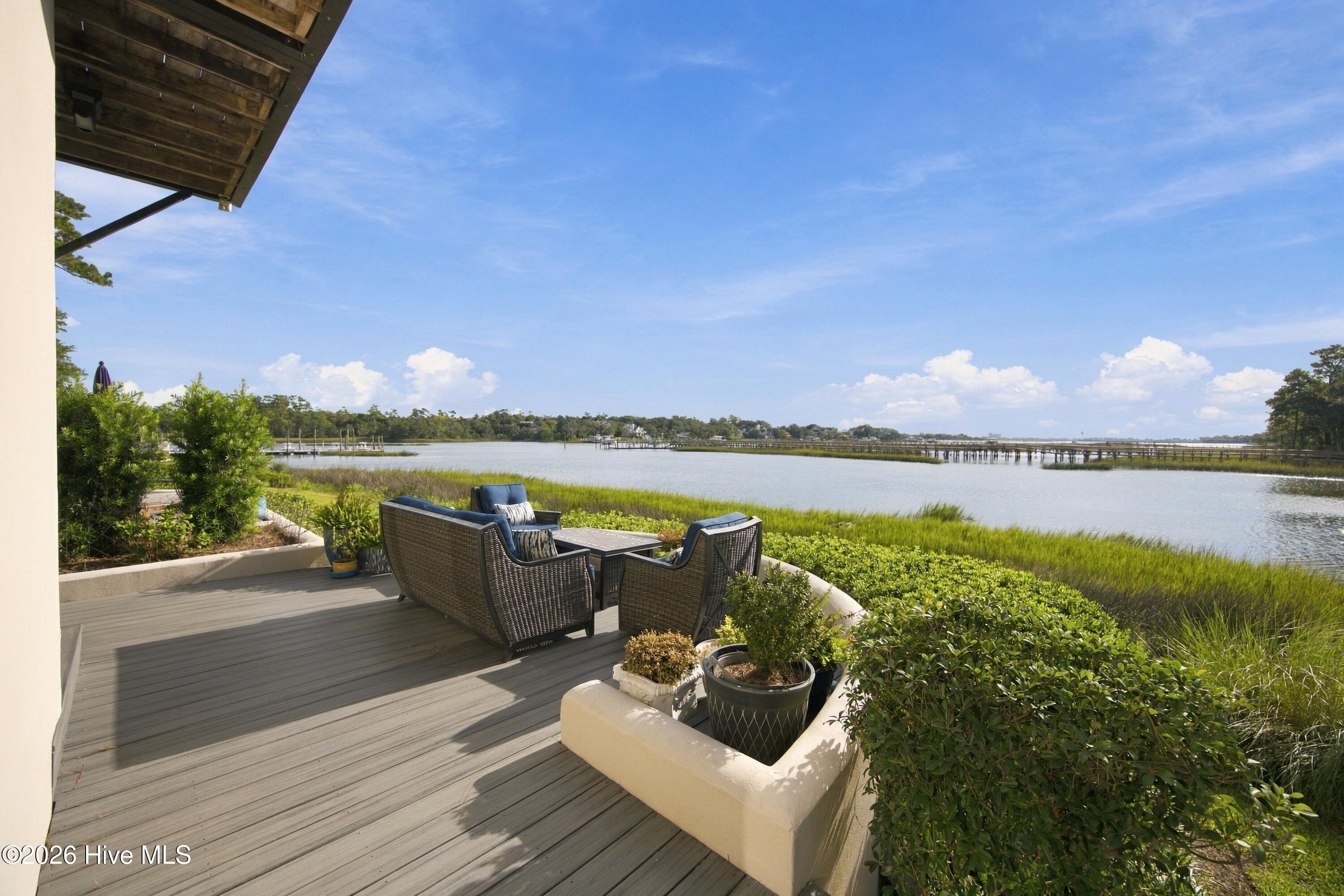 335 Bradley Drive Unit 11 — photo