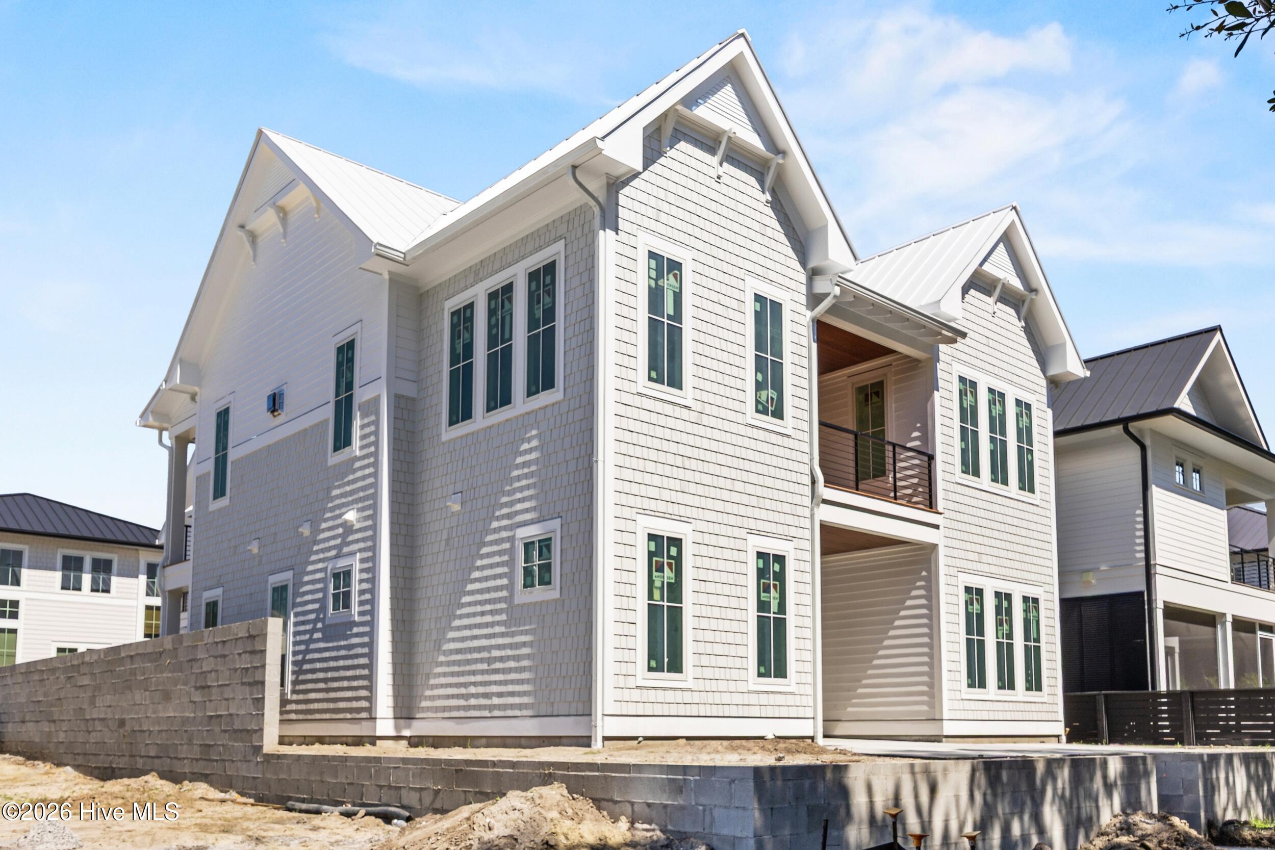333 Airlie Road — photo