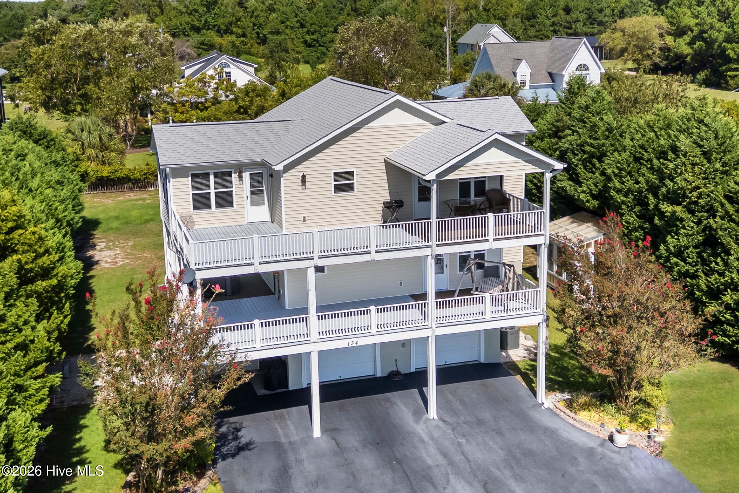 134 Heron Cove Road — photo
