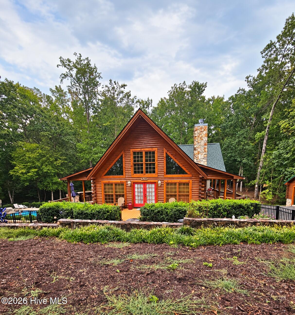 528 Manchester Road — photo