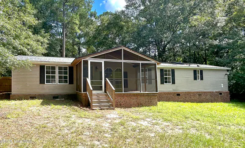 3480 Blue Banks Loop Road NE — photo