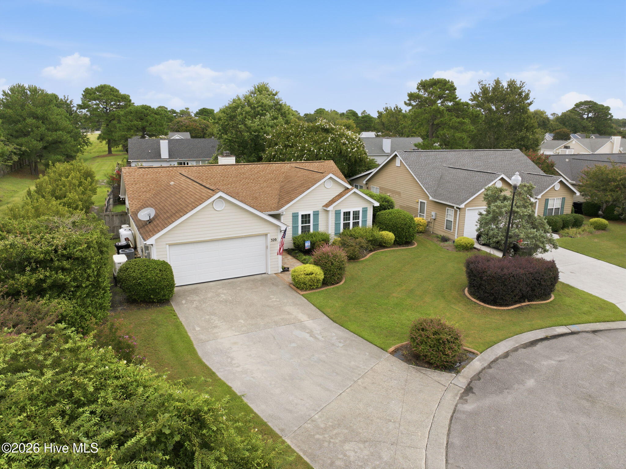 320 Smallwood Court — photo