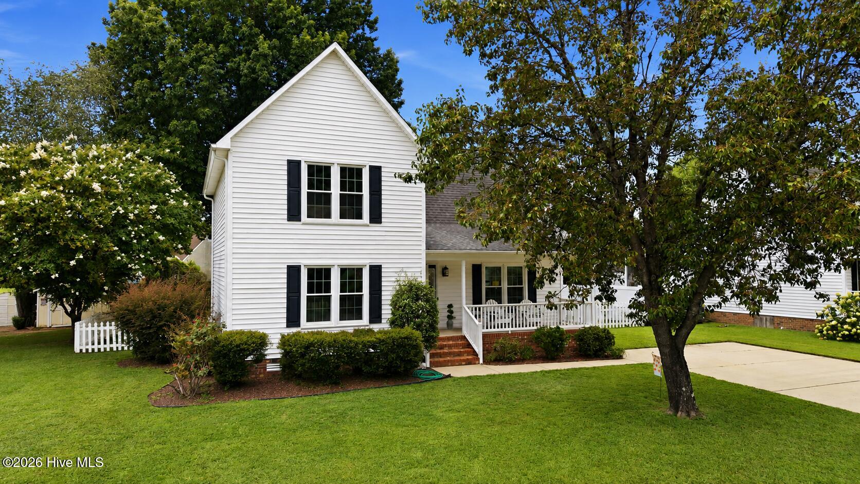 724 Winterfield Drive — photo