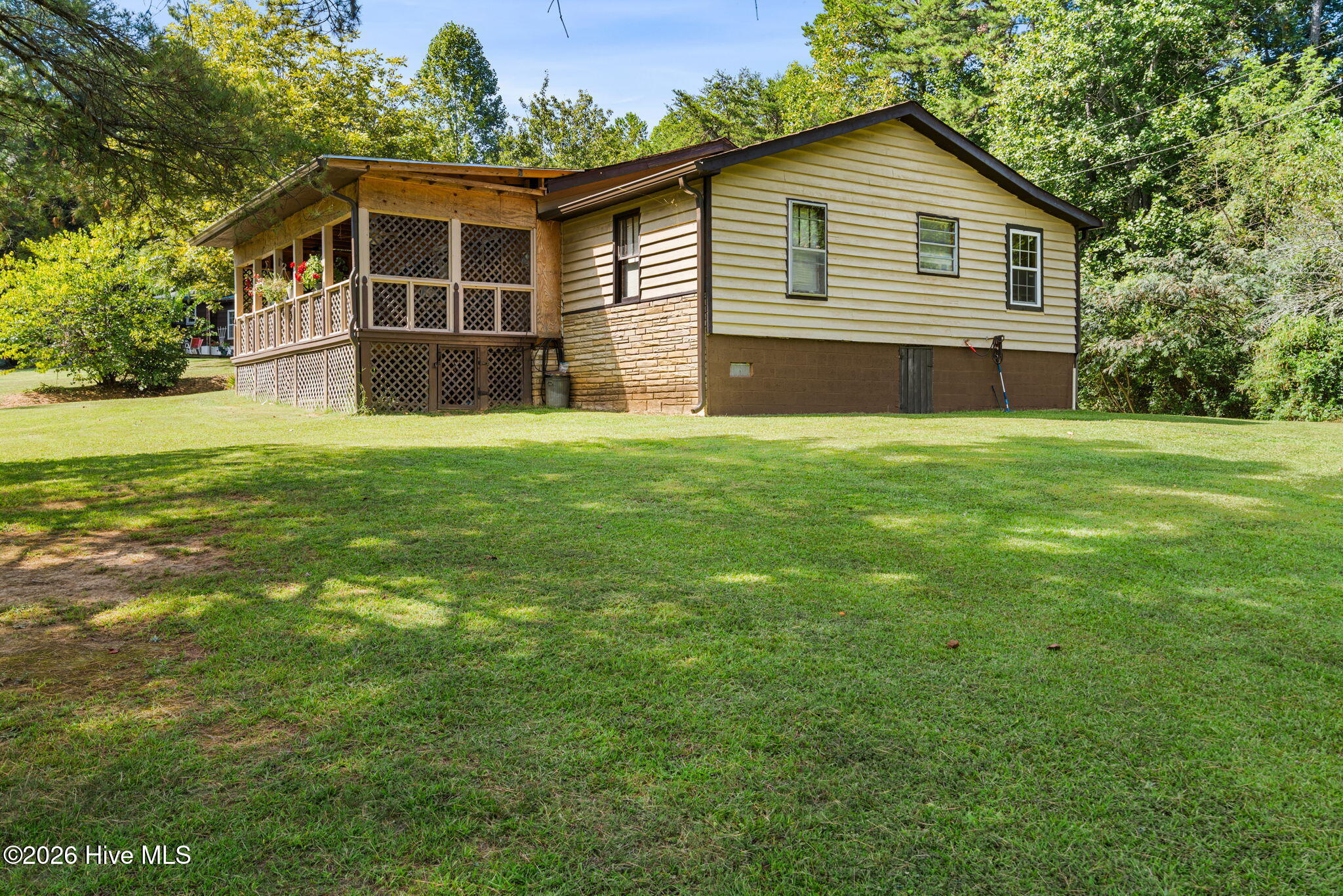 44 Little Wolf Creek Road — photo