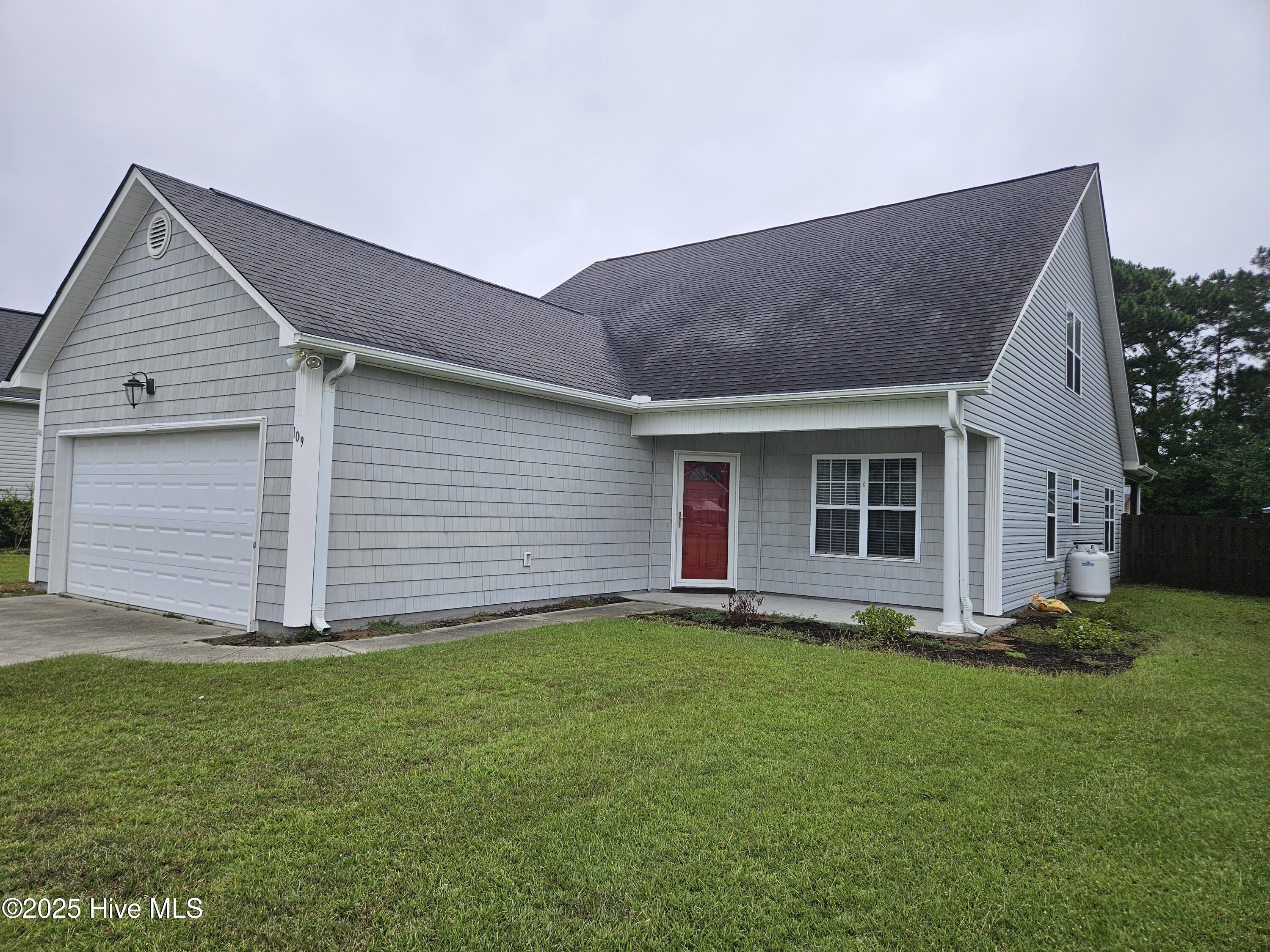 109 Penquin Place — photo
