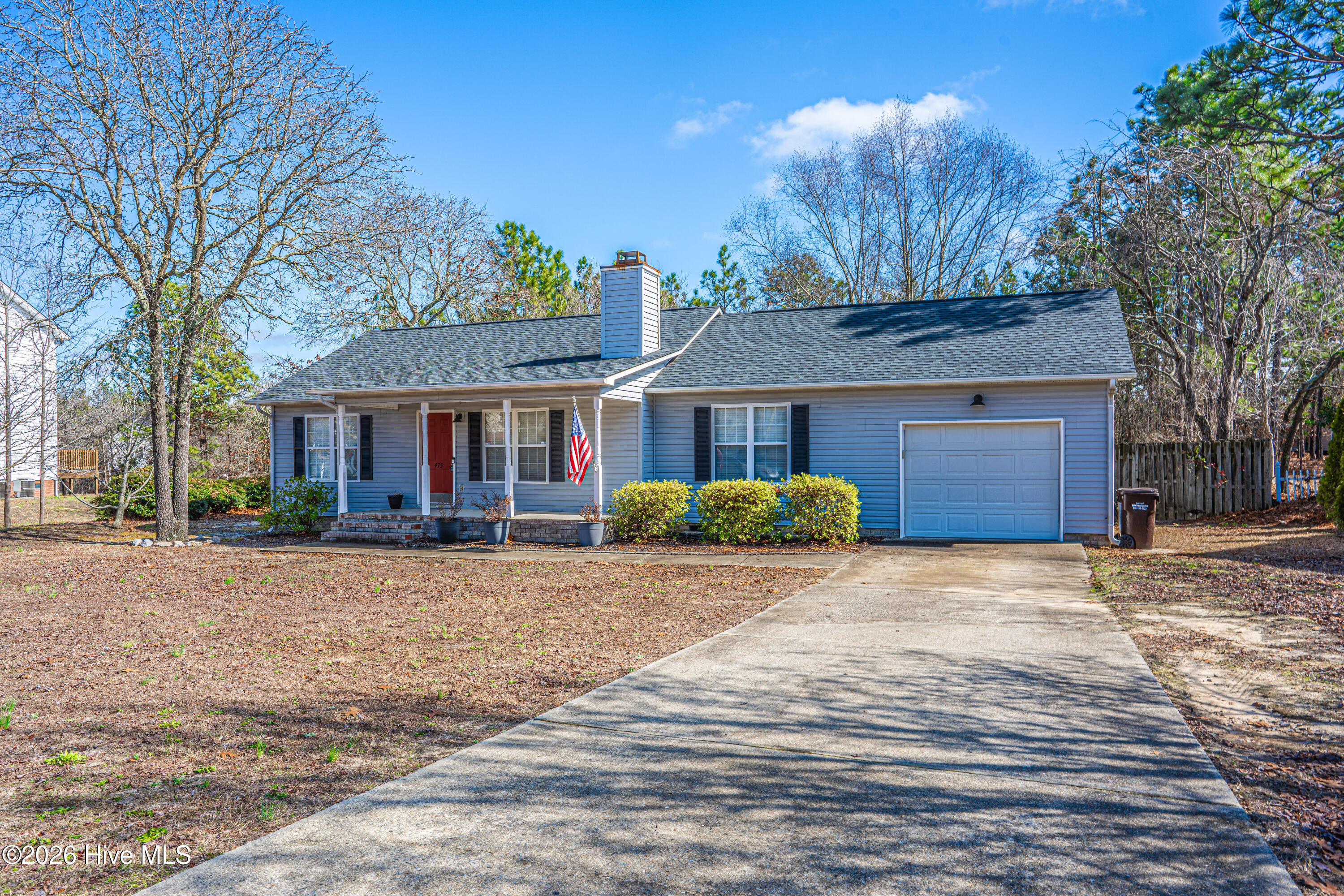 475 Northview Drive — photo