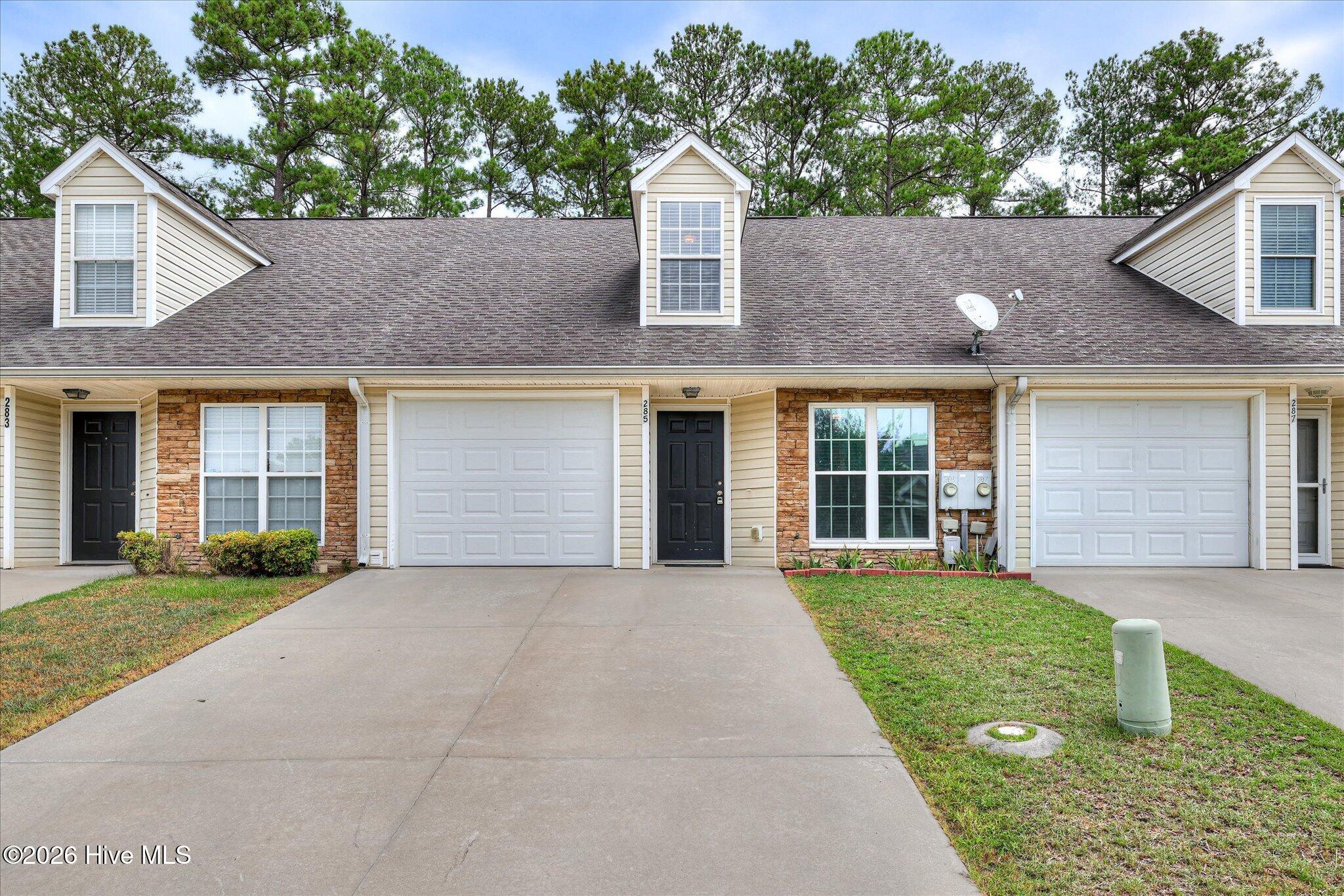 285 Caldwell Circle — photo