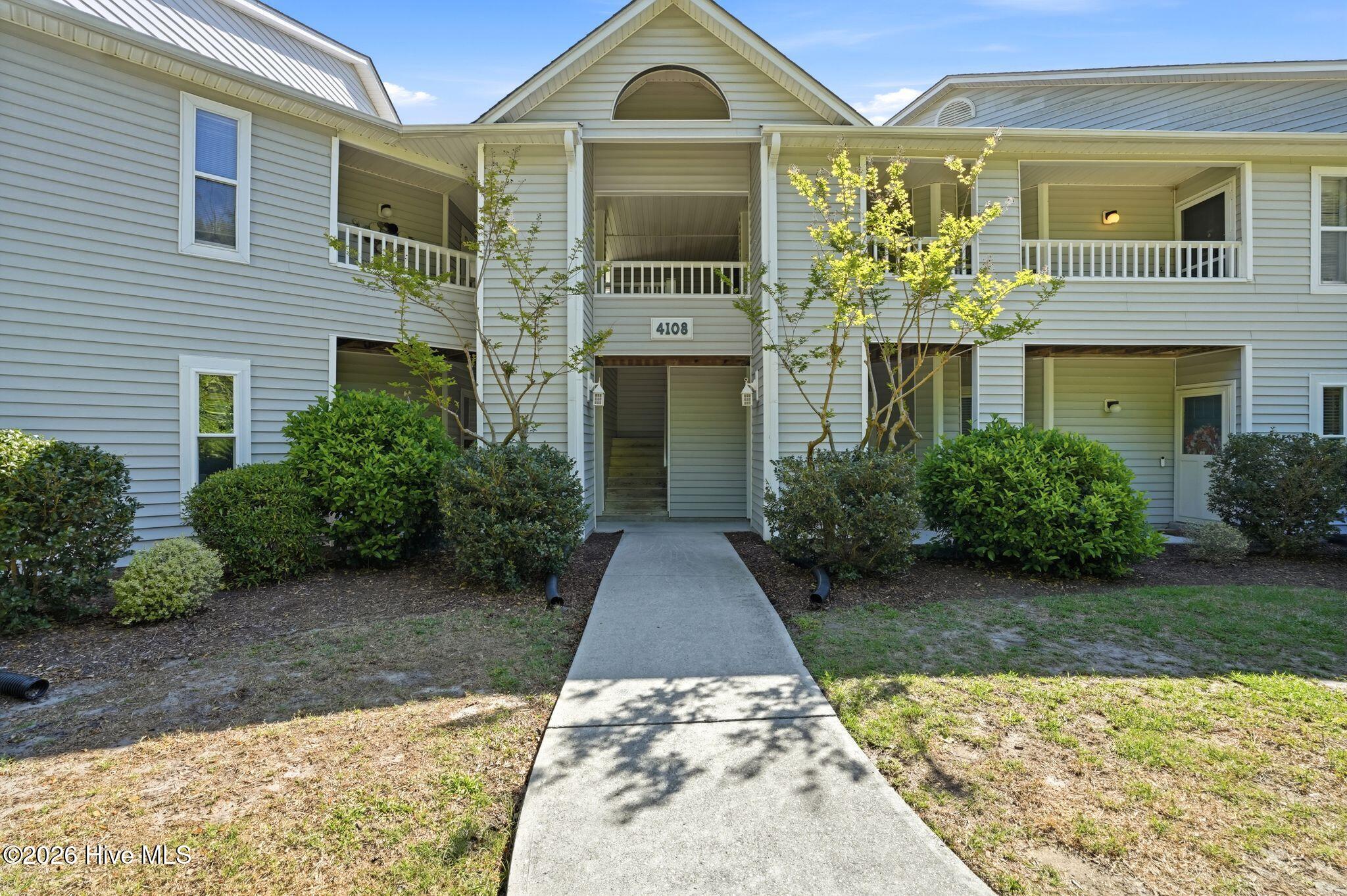 4108 Breezewood Drive Apt 101 — photo