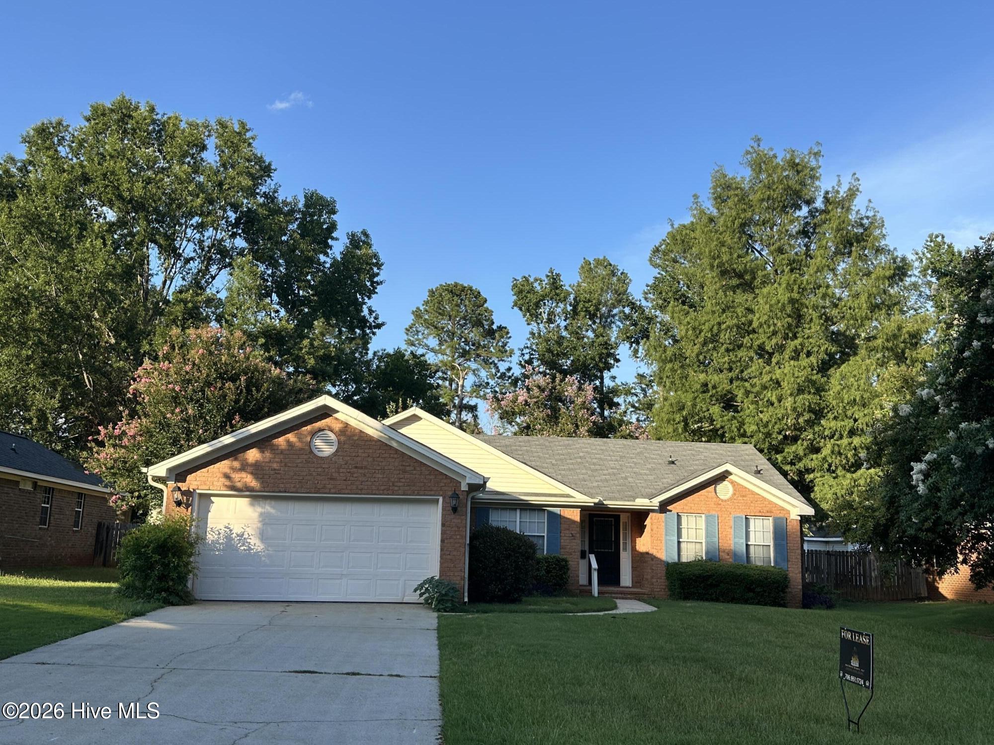 517 Oak Chase Drive — photo