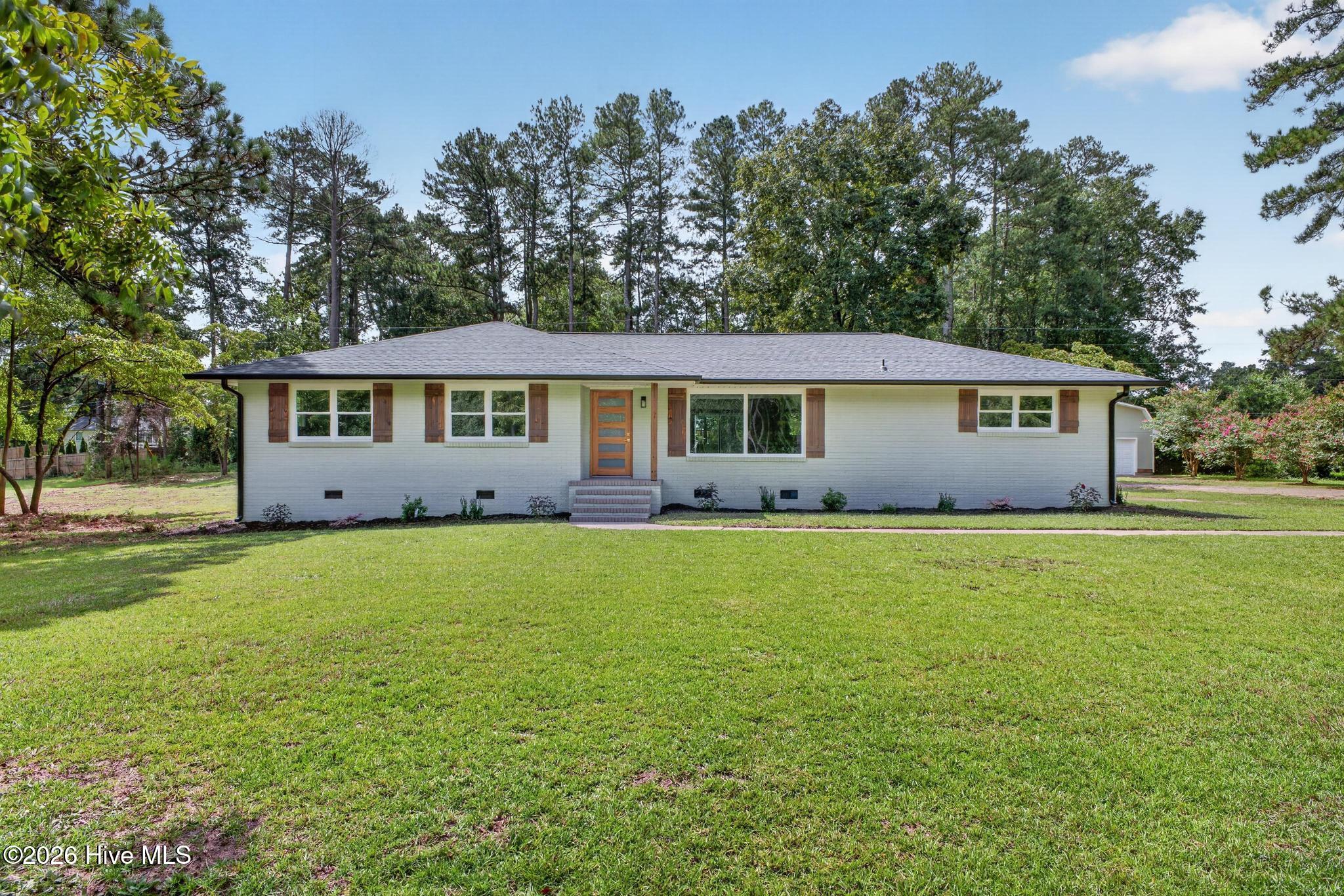 1425 Pine Log Road — photo