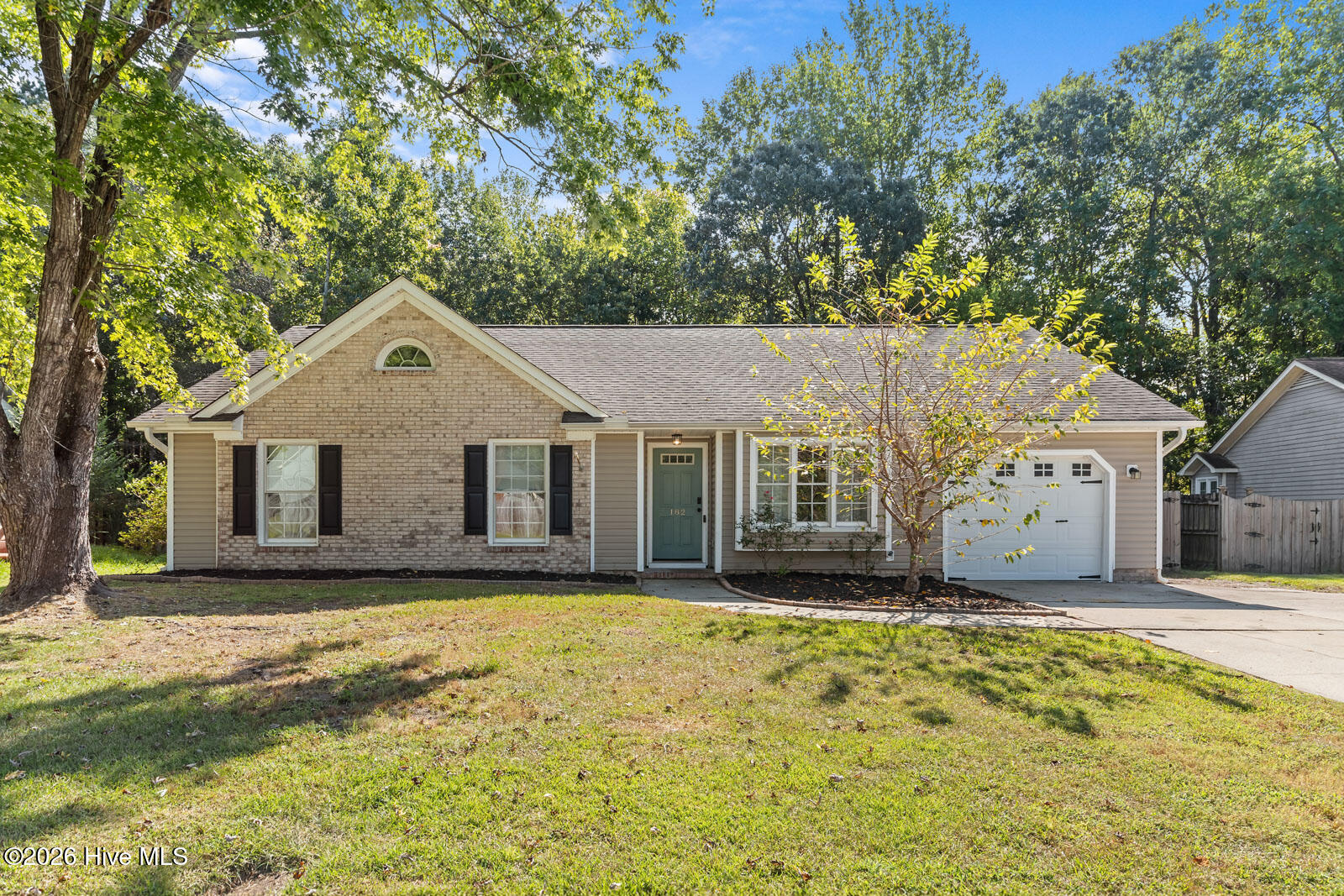 182 Raintree Circle — photo