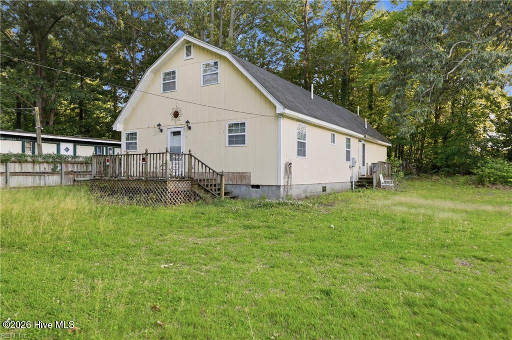 310 Coral Lane — photo