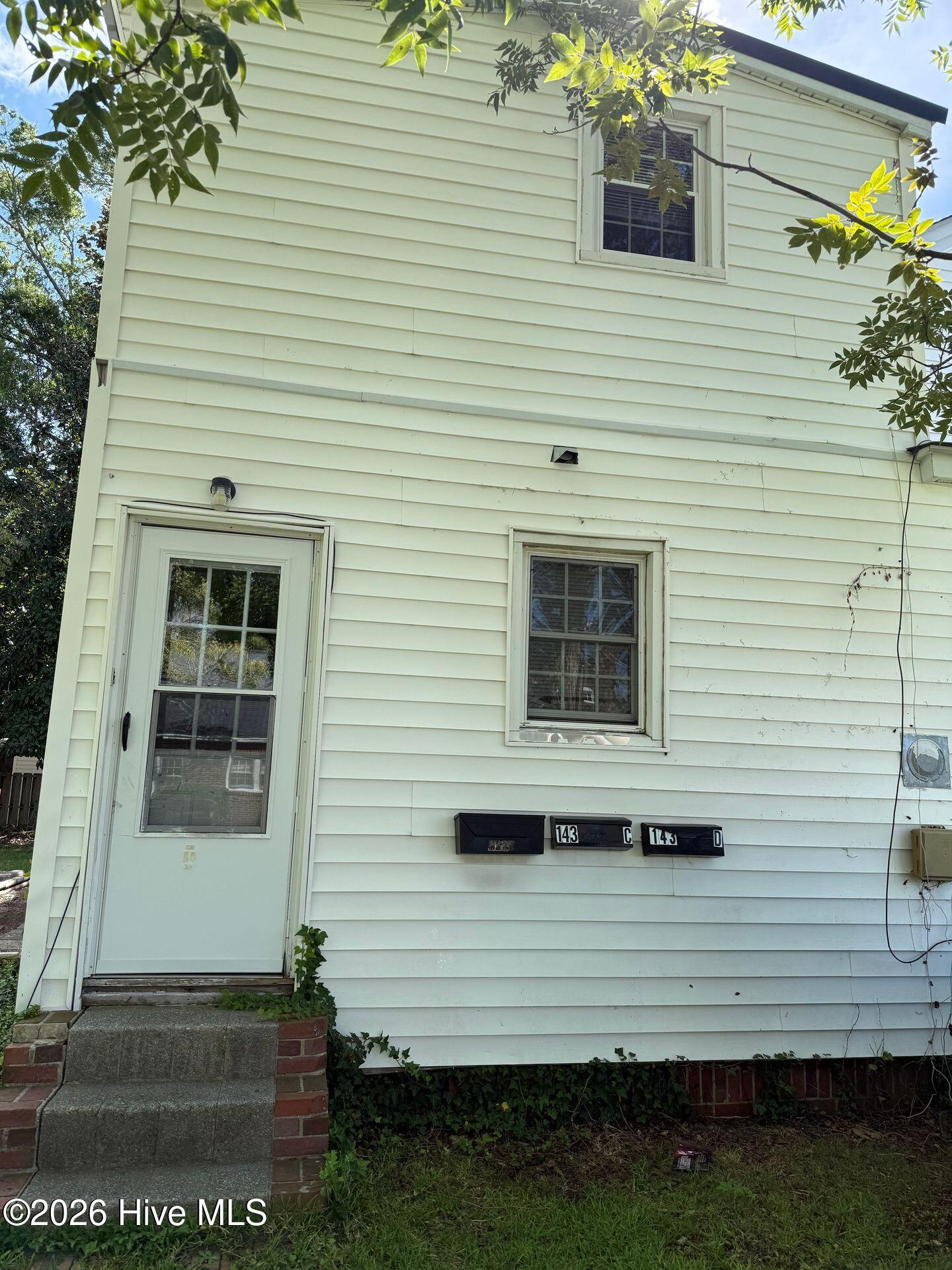 143 Chaney Avenue B — photo