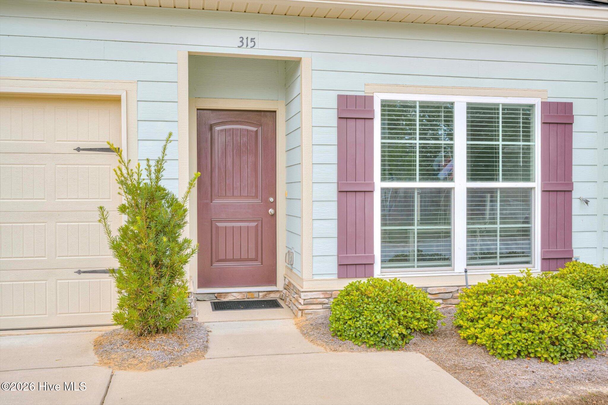 315 Bordeaux Drive — photo