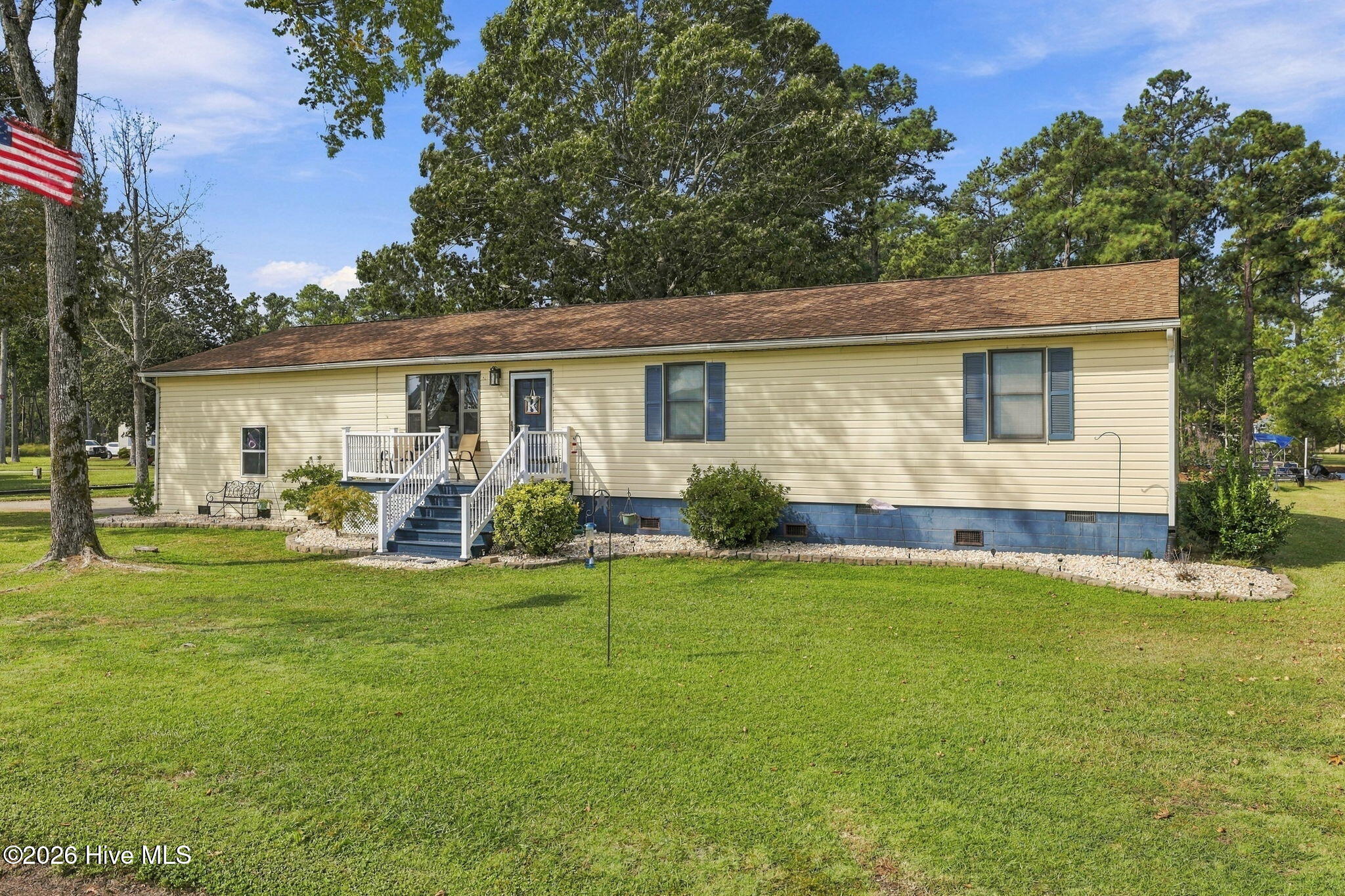407 Driftwood Drive — photo