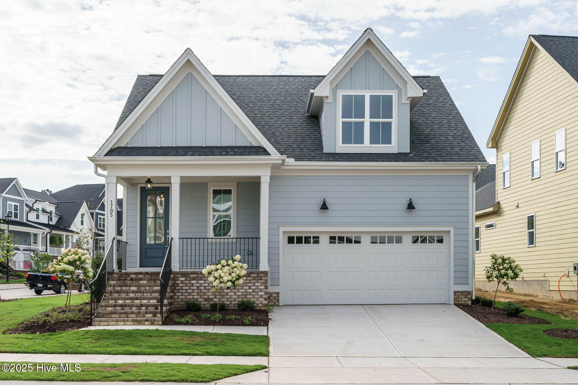 154 Coventry Court — photo