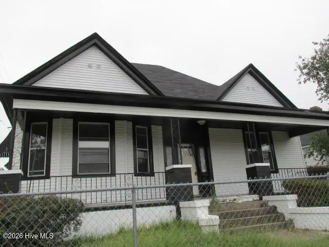 1631 Fenwick Street — photo