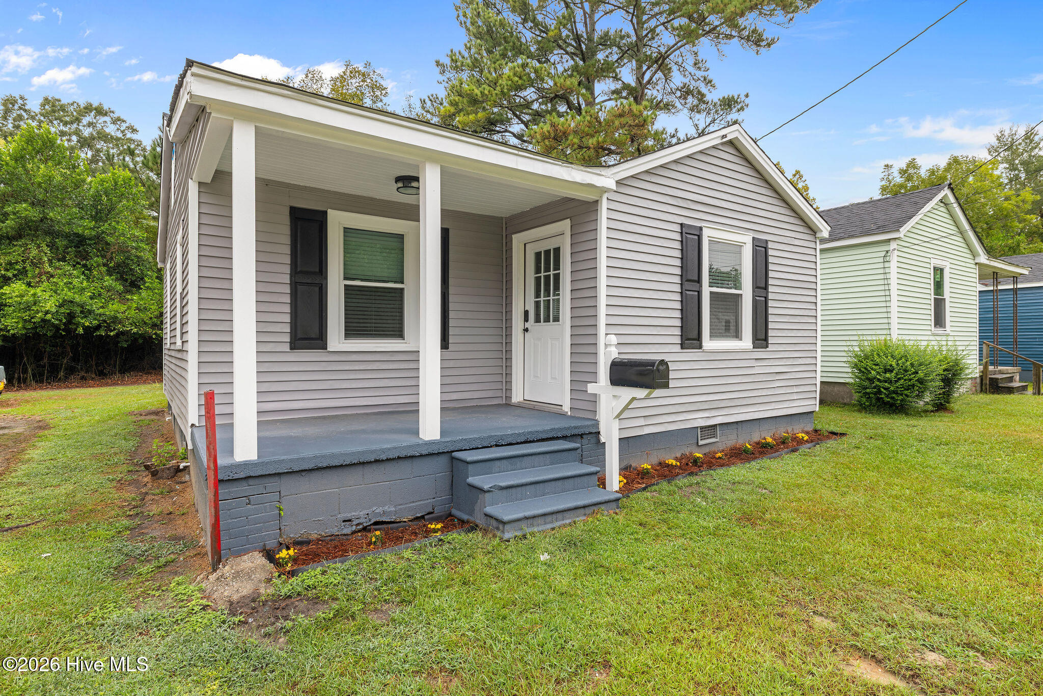 208 Clay Street — photo