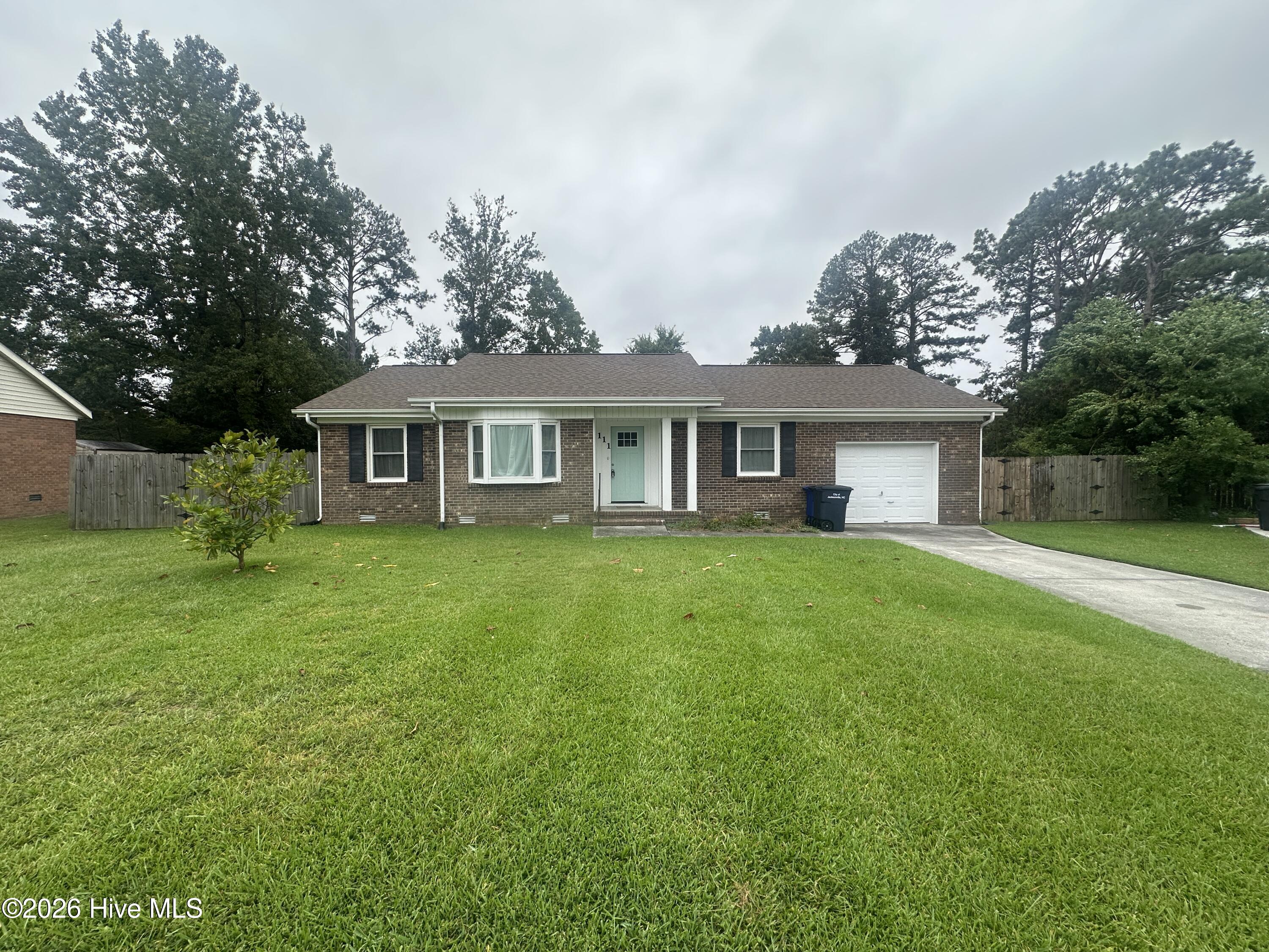 111 Ronny Court — photo