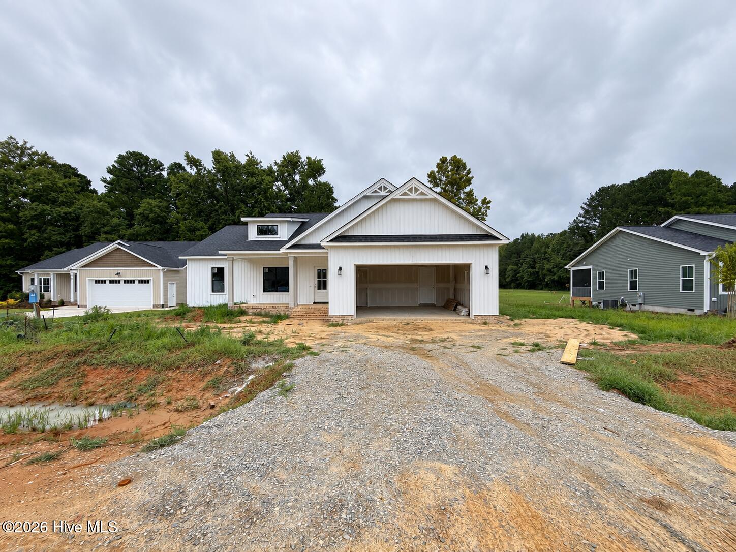 32 Clio Court — photo