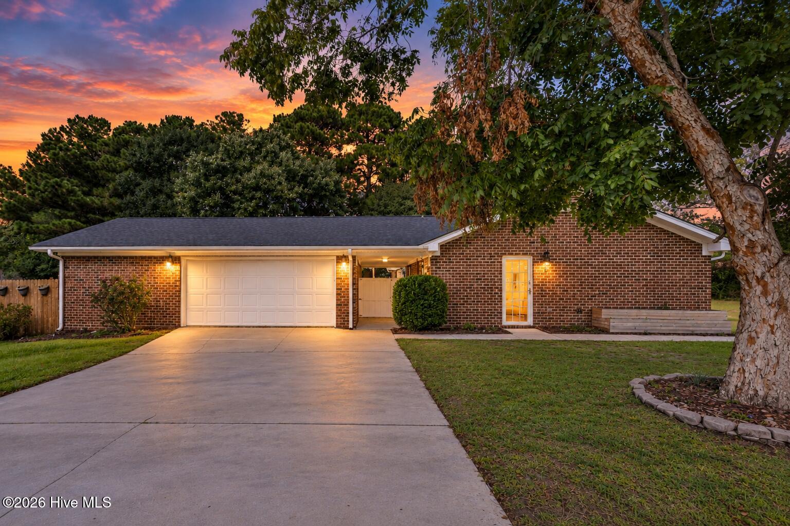 1101 Hunting Ridge Road — photo
