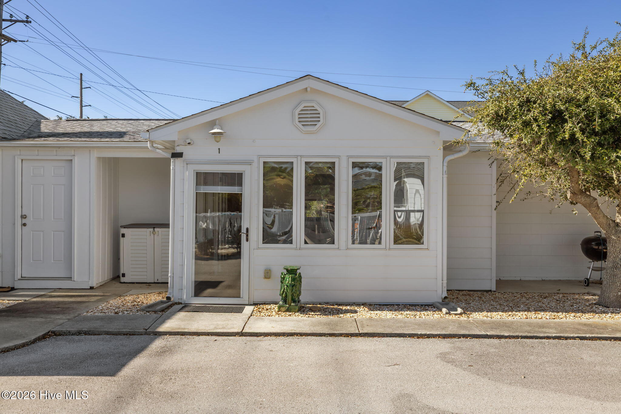 2306 Emerald Drive 1 — photo