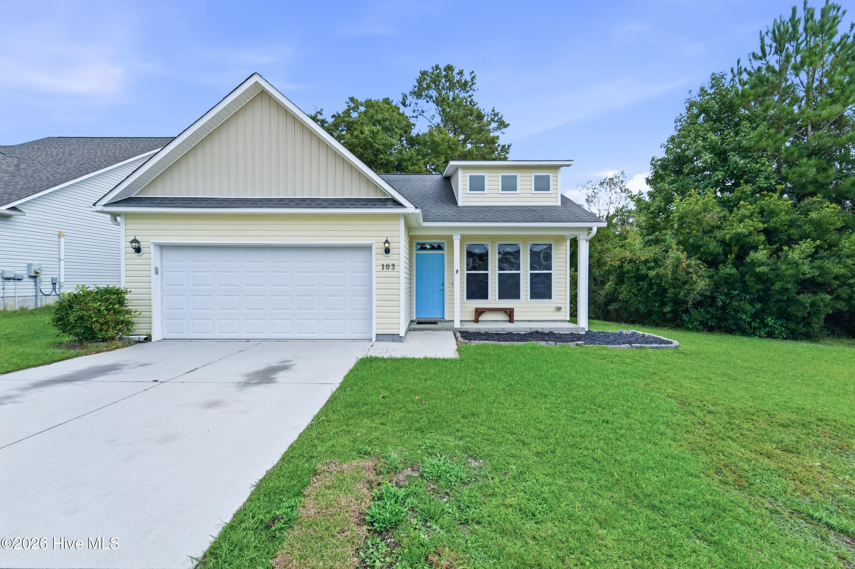 103 Forsythia Court — photo