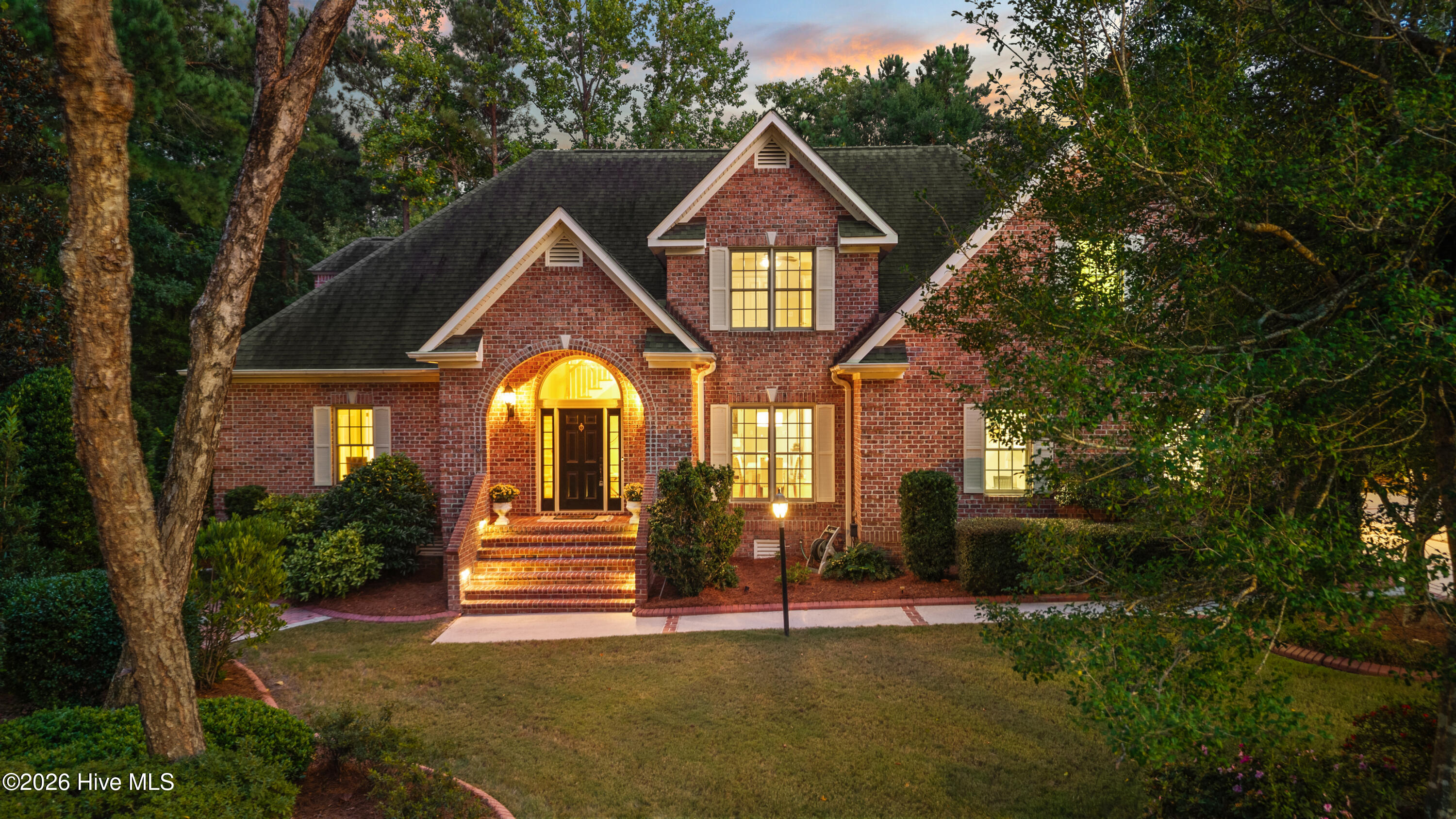 8816 Sawmill Creek Lane — photo