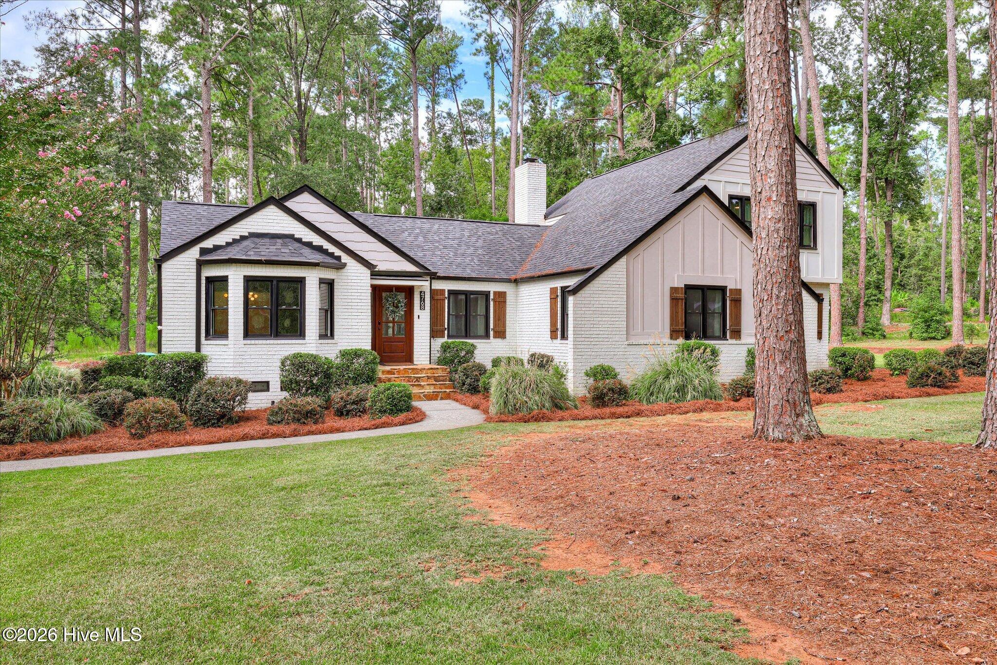 4768 Woodbridge Drive — photo