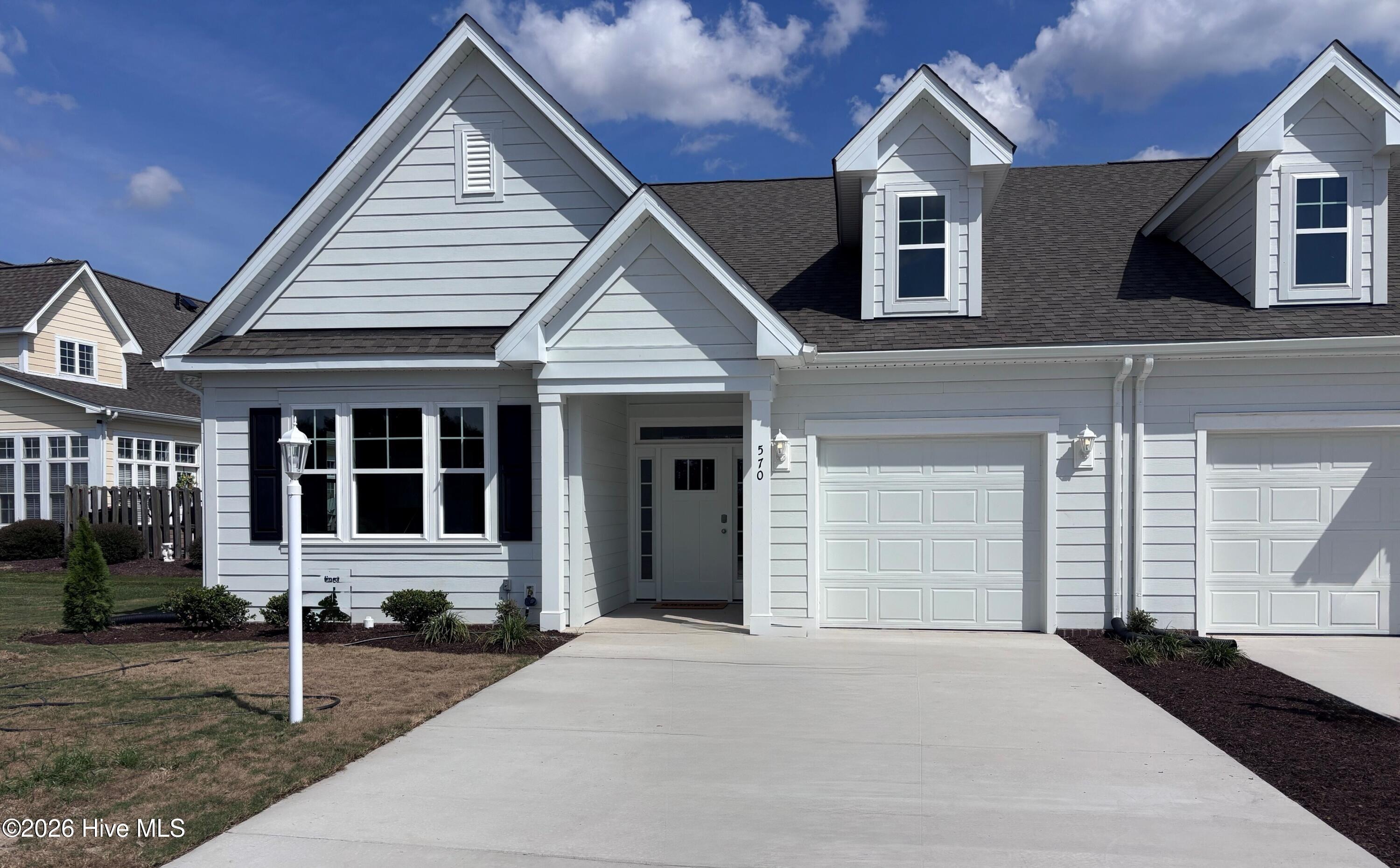 568 Watercrest Circle — photo