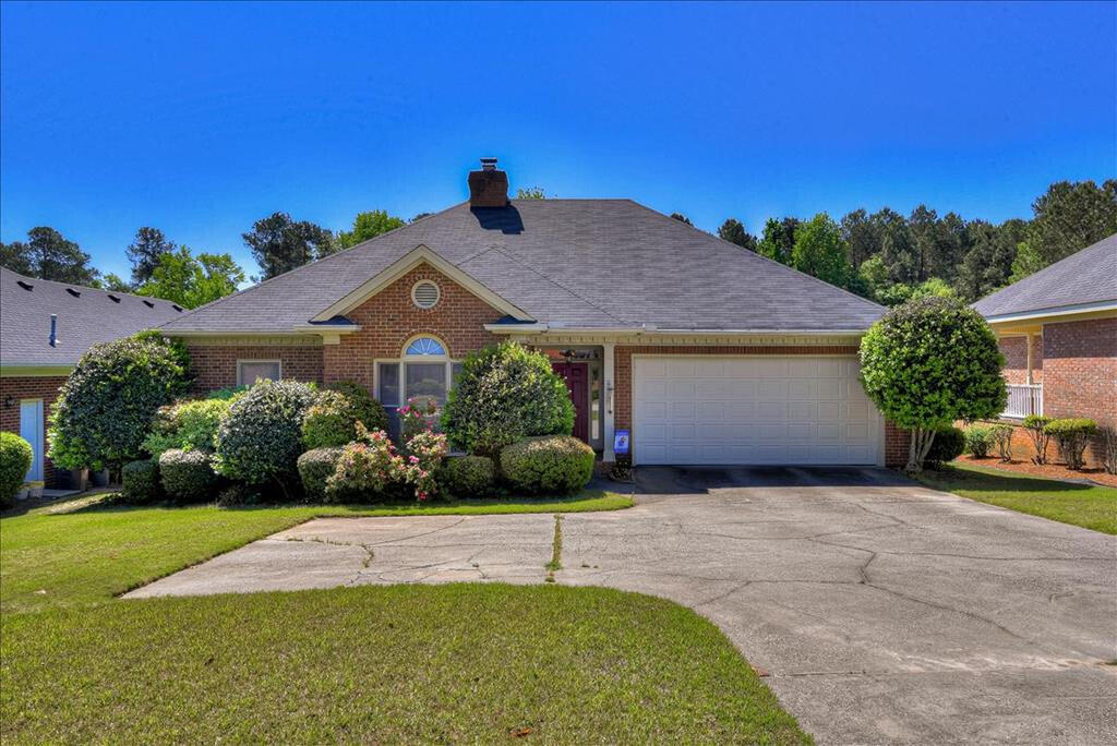 840 Park Chase Drive — photo
