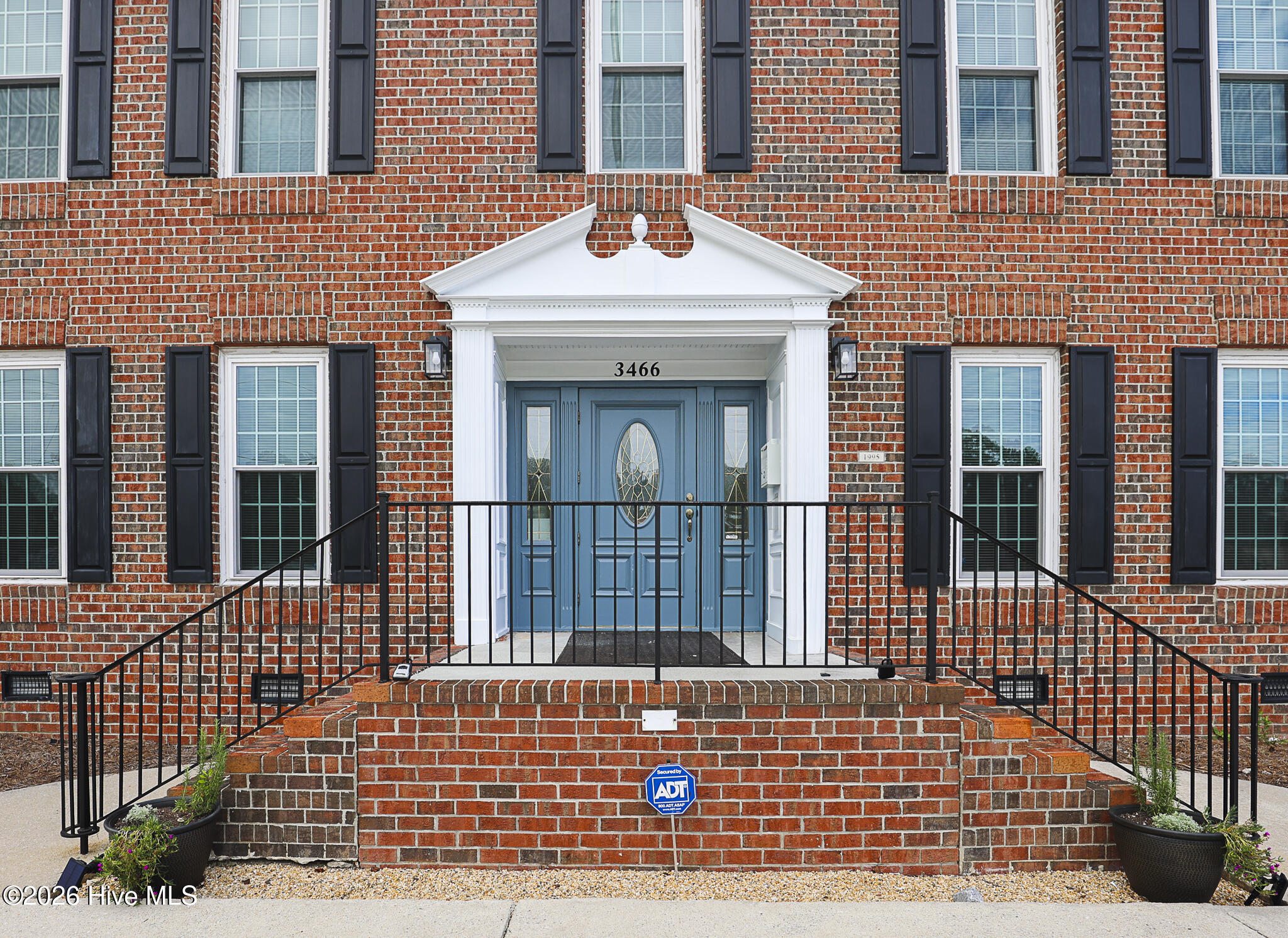 3466 Henderson Drive 6 — photo