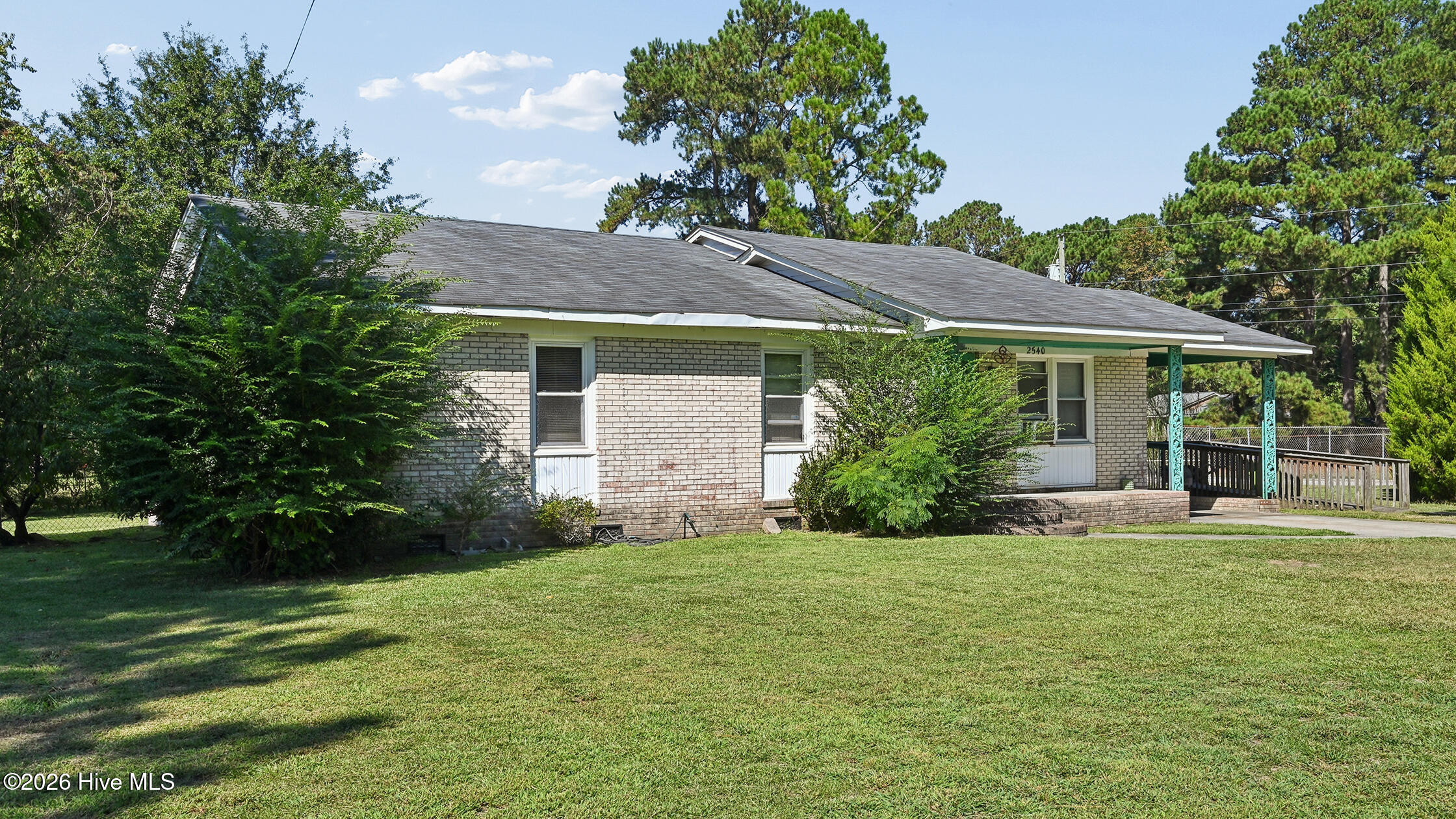 2540 Rosewood Drive — photo