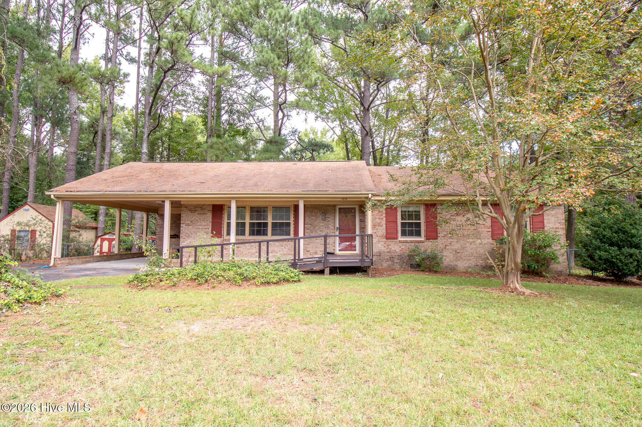 109 Bayridge Court — photo
