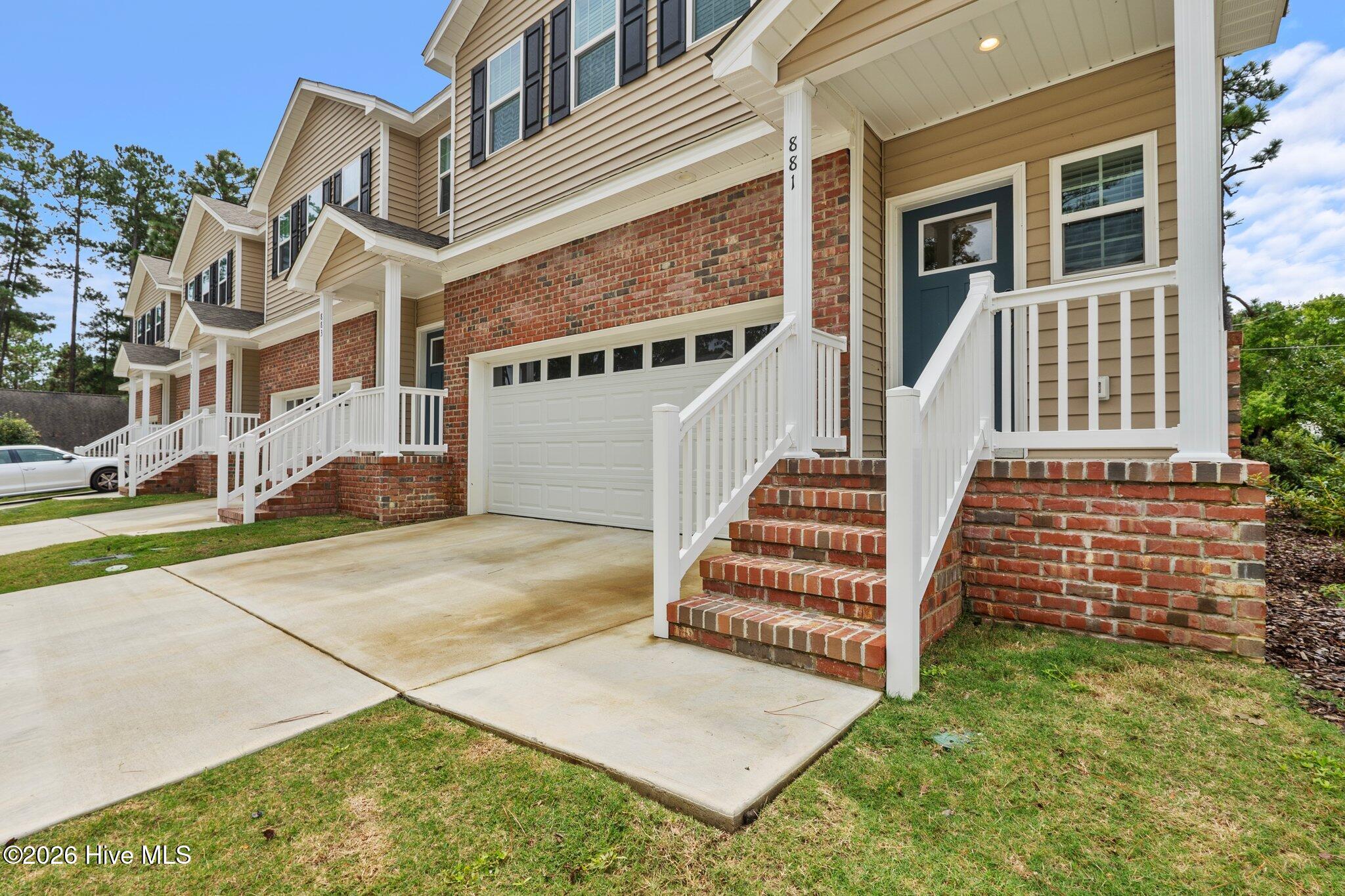 881 Ducks Landing — photo