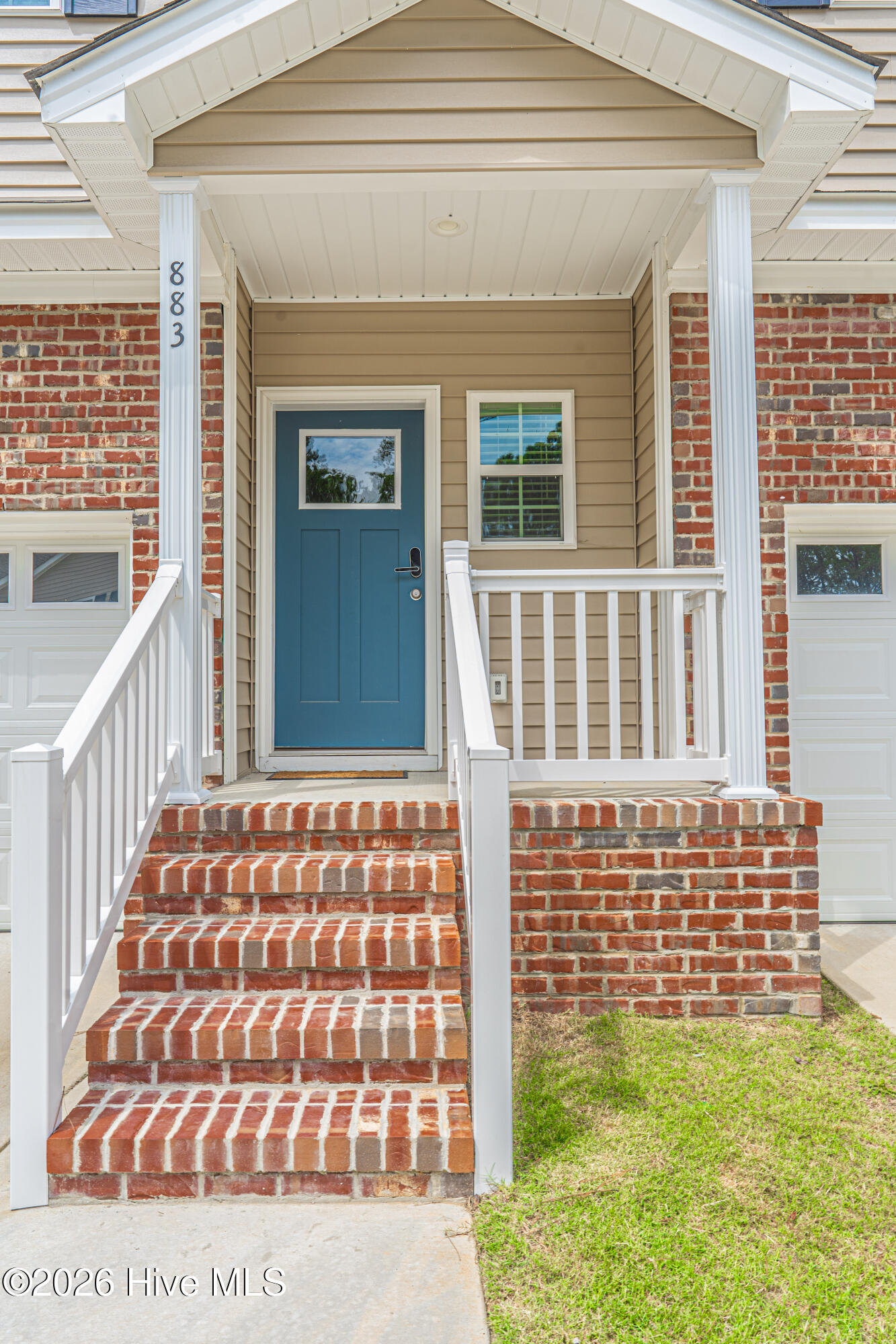 883 Ducks Landing — photo
