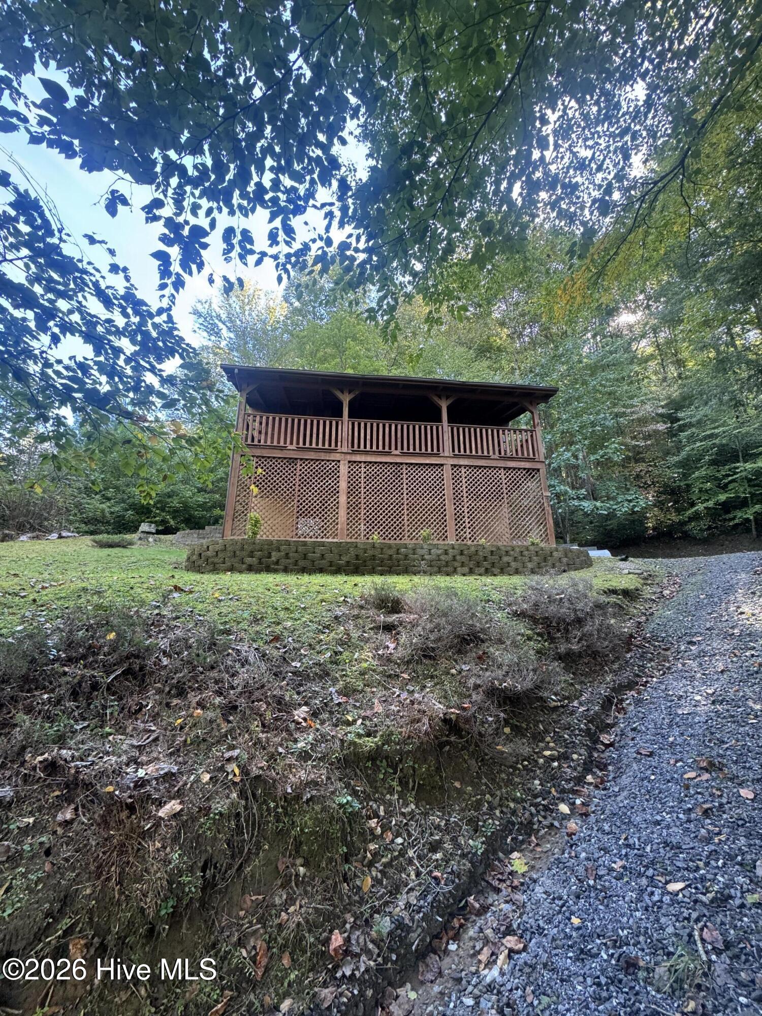 889 Wagon Train Road, Murphy, NC 28906 — photo 2