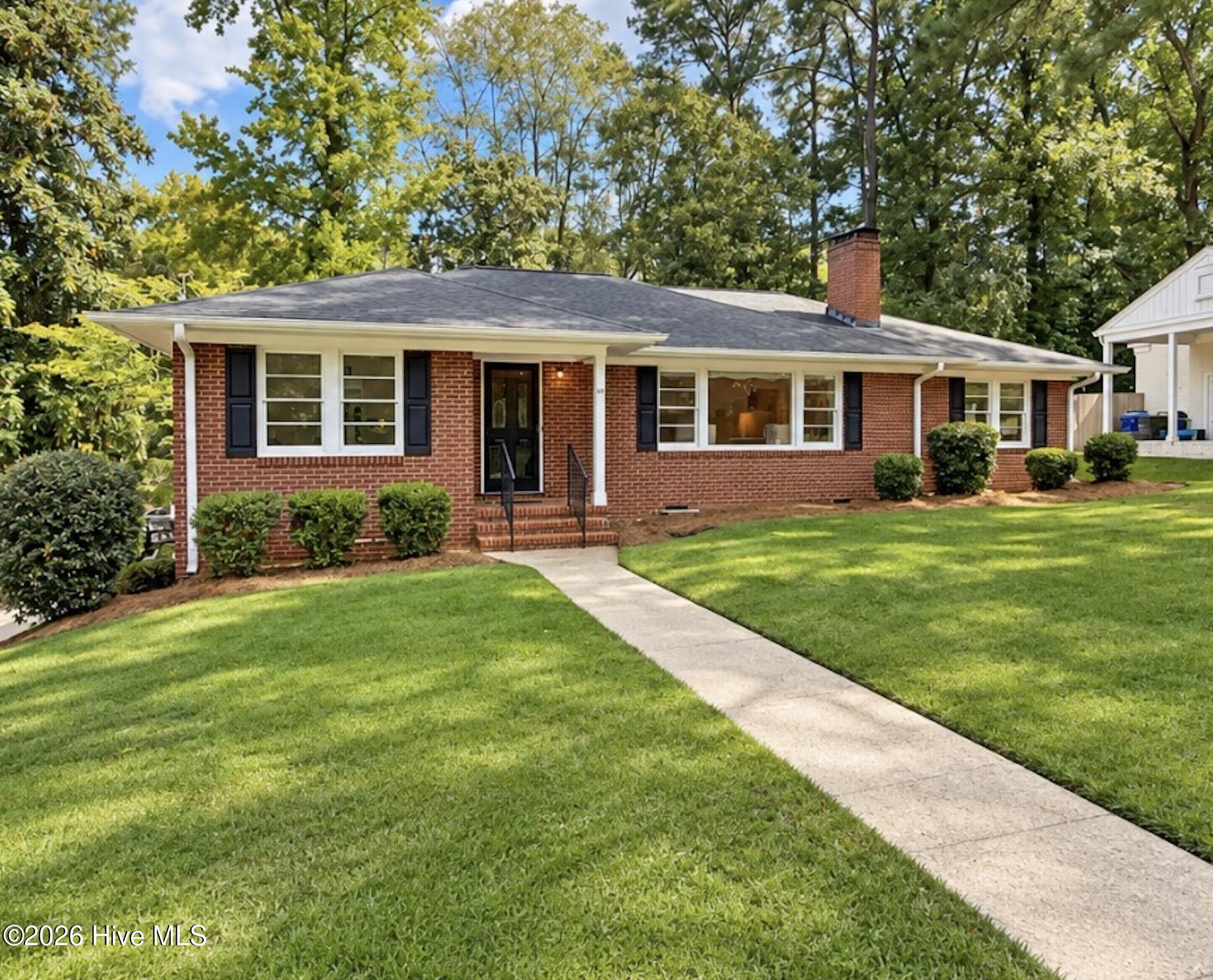 1003 E Rock Spring Road — photo