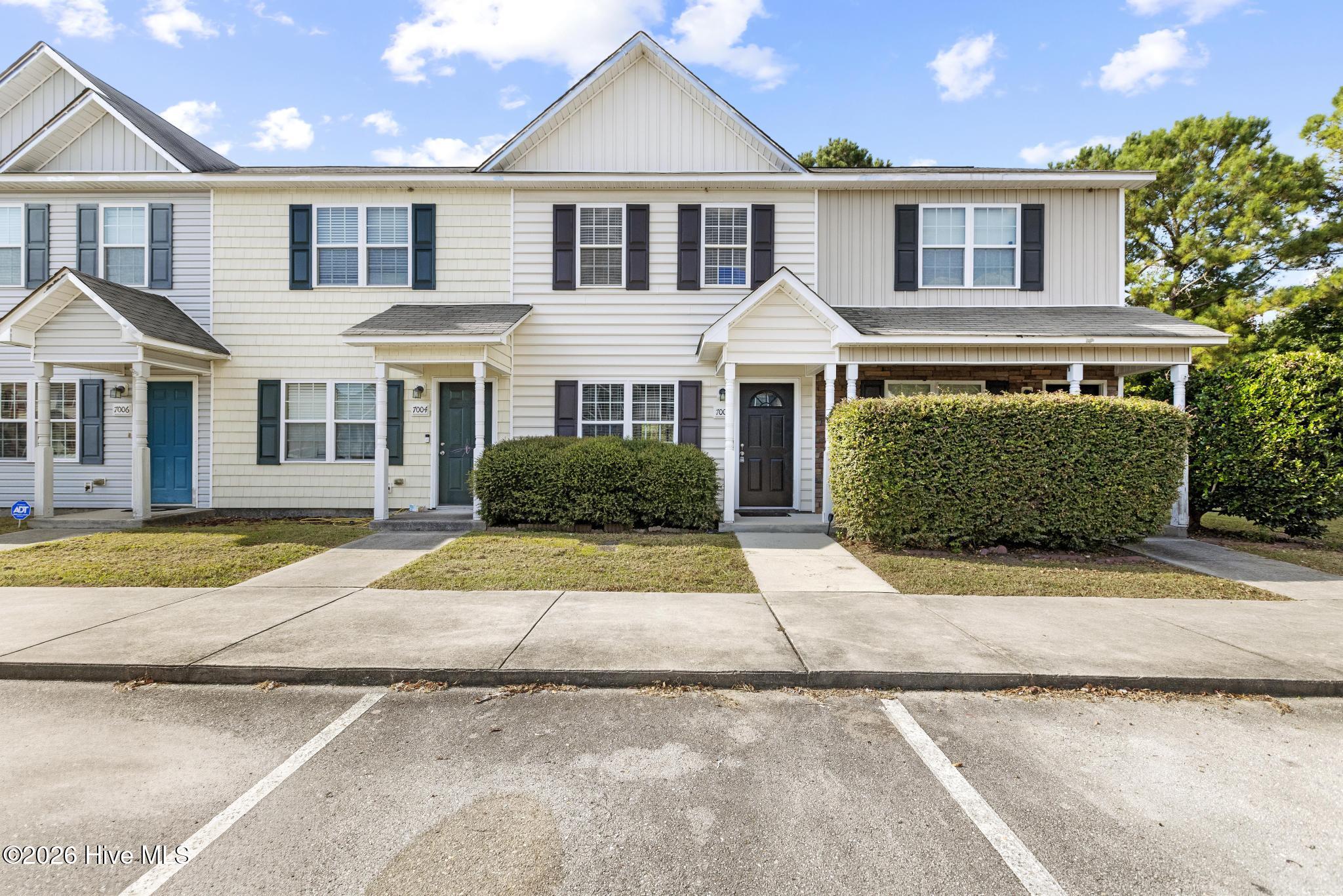 7002 Banister Loop — photo