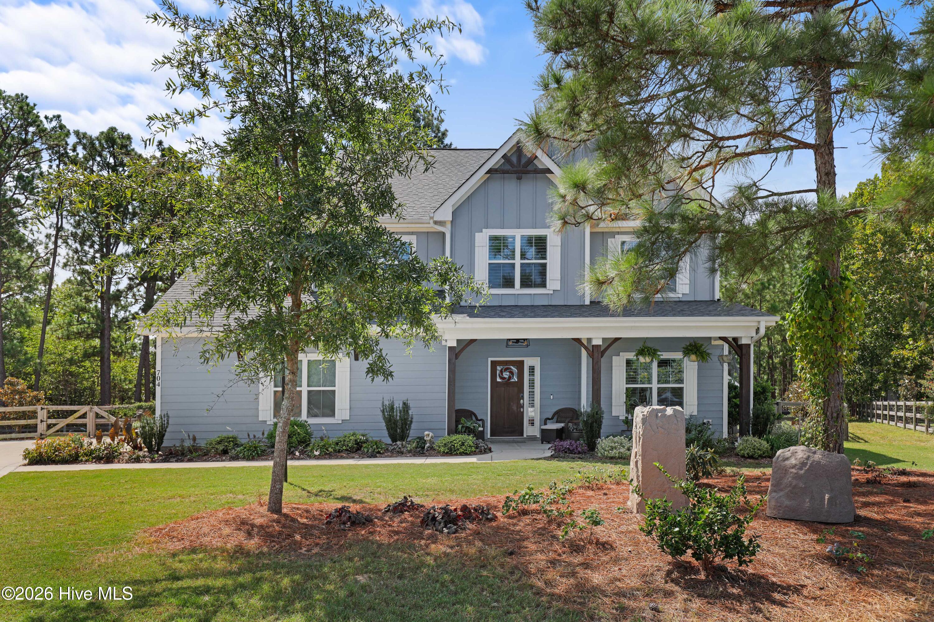 704 Fleming Court — photo