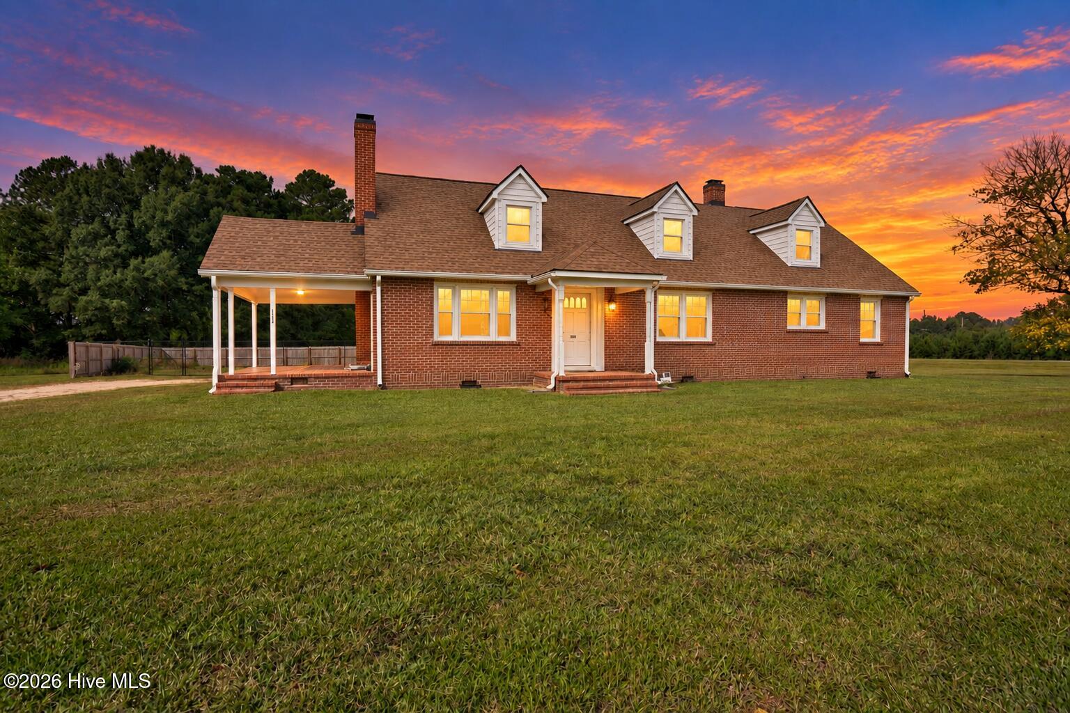 3426 N Nc 581 — photo
