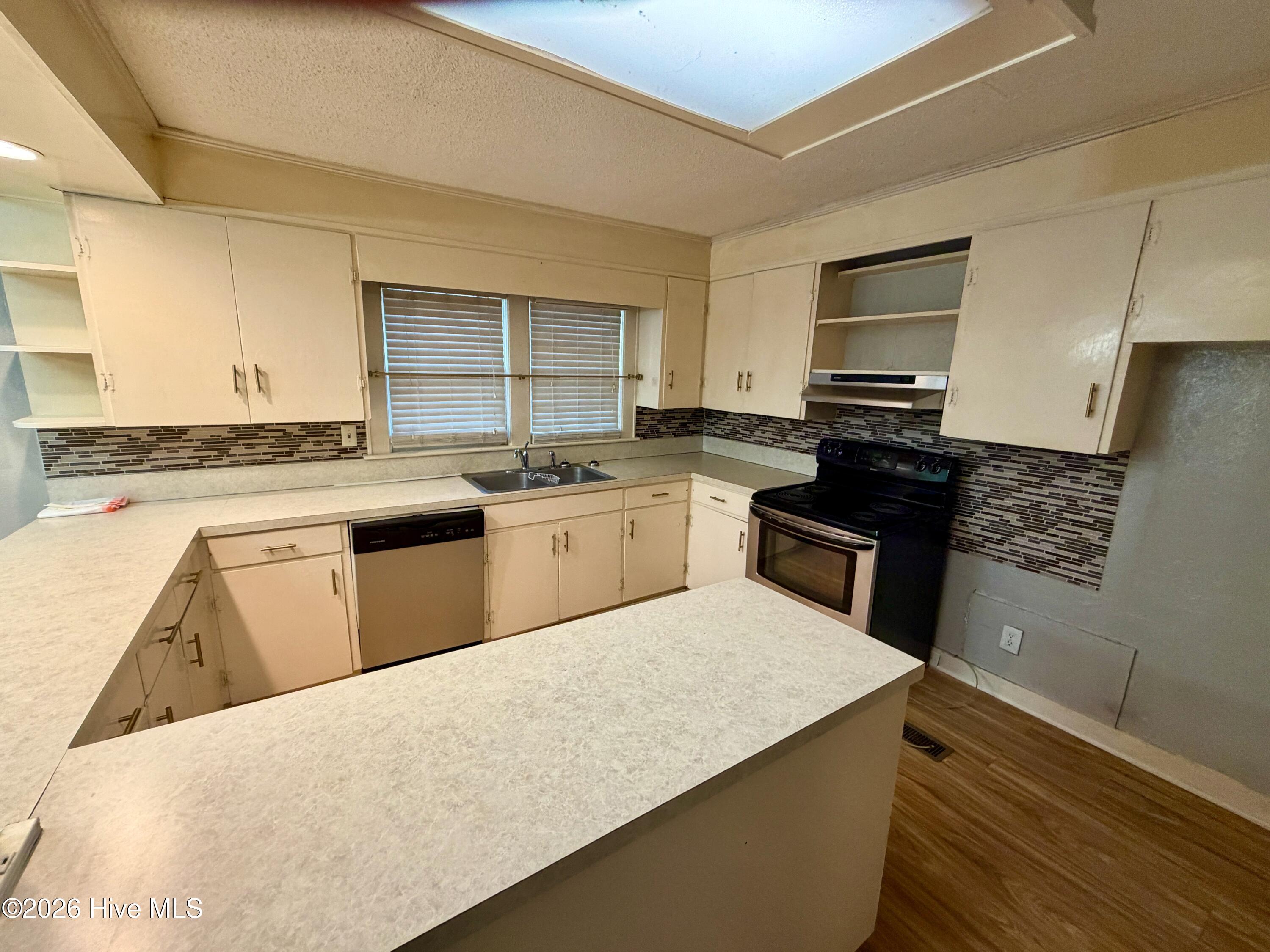 401 Cale Street, Windsor, NC 27983 — photo 2