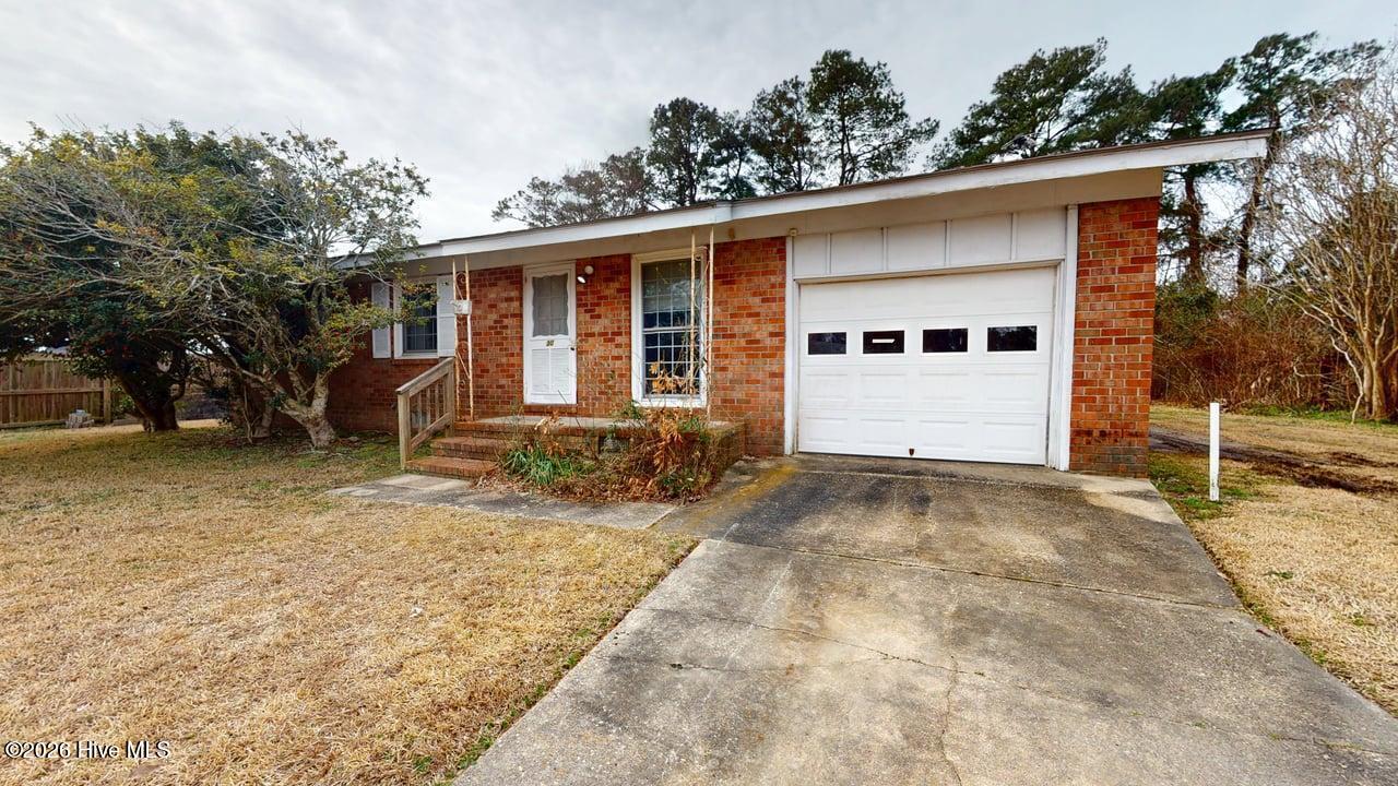 30 Berkshire Drive — photo