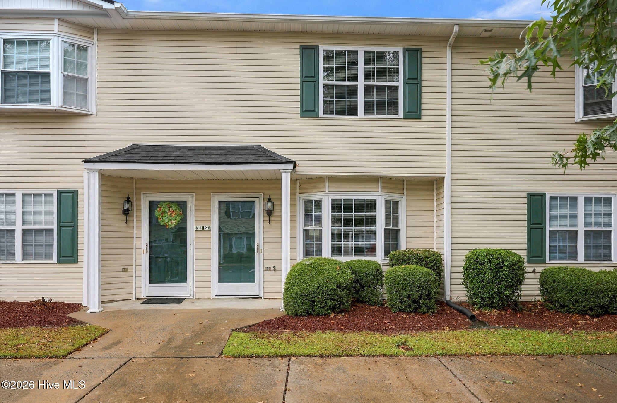 2300 Vineyard Drive — photo