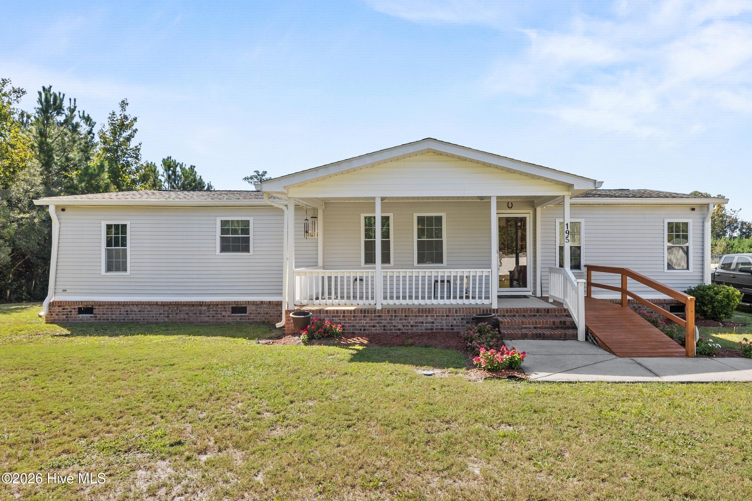 195 Calabash Road NW — photo