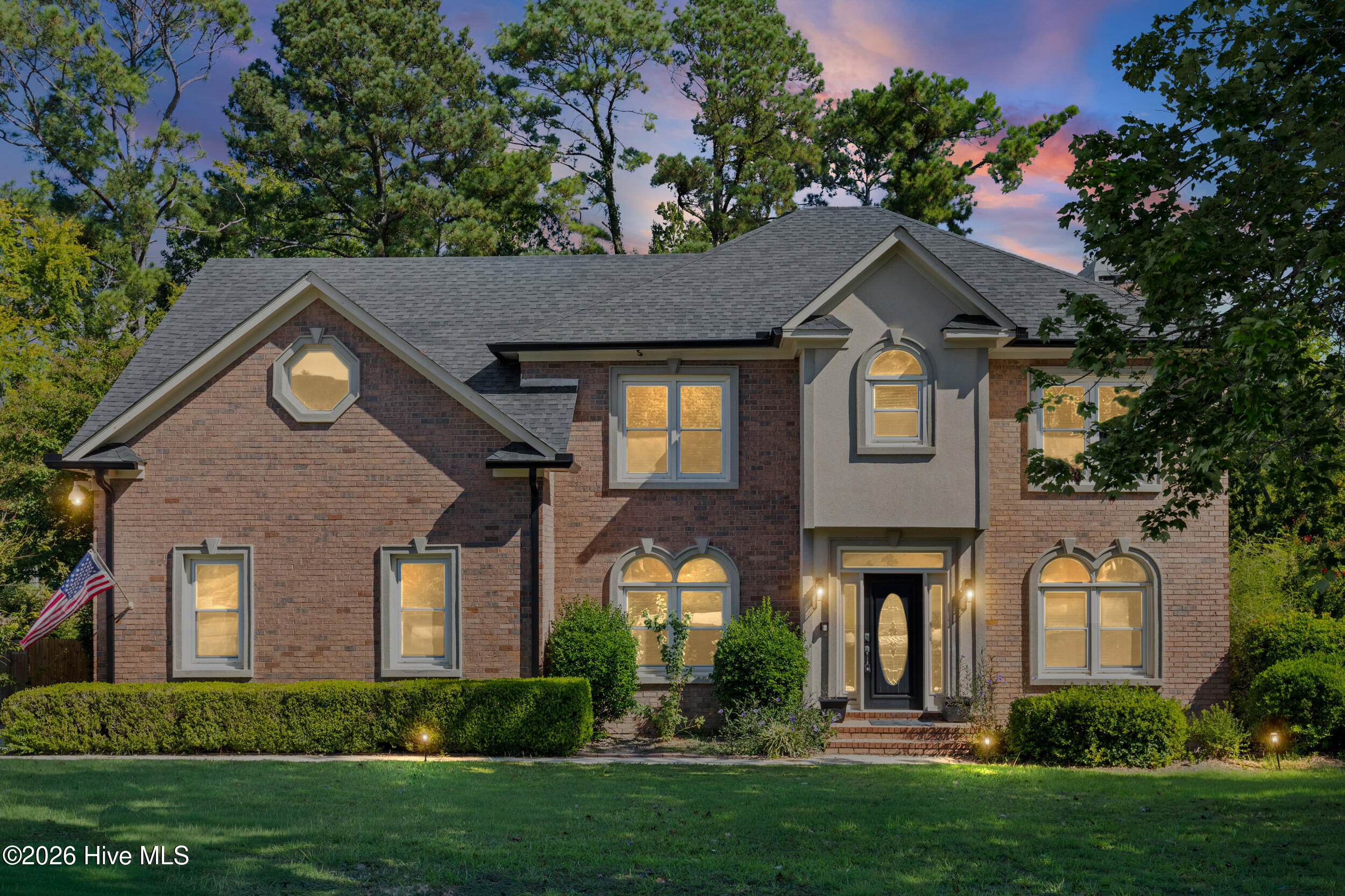 829 Woodberry Drive — photo