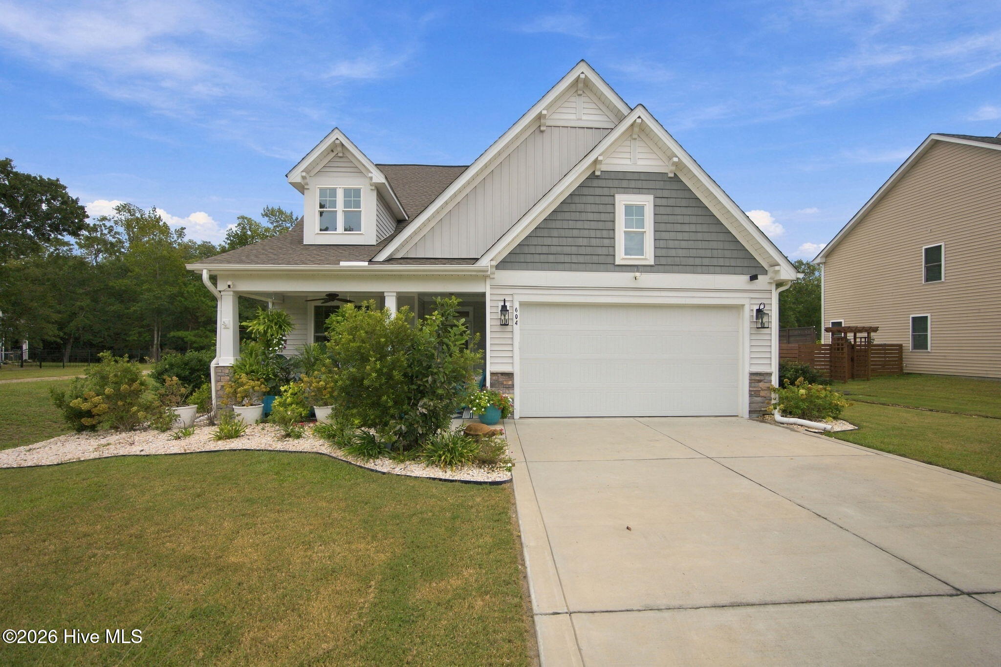 604 Sanctuary Point SW — photo