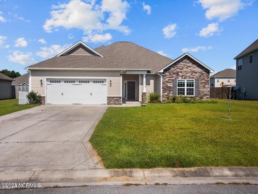 402 Derrick Drive — photo