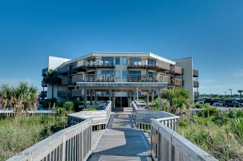 9100 Reed Drive 1301 — photo